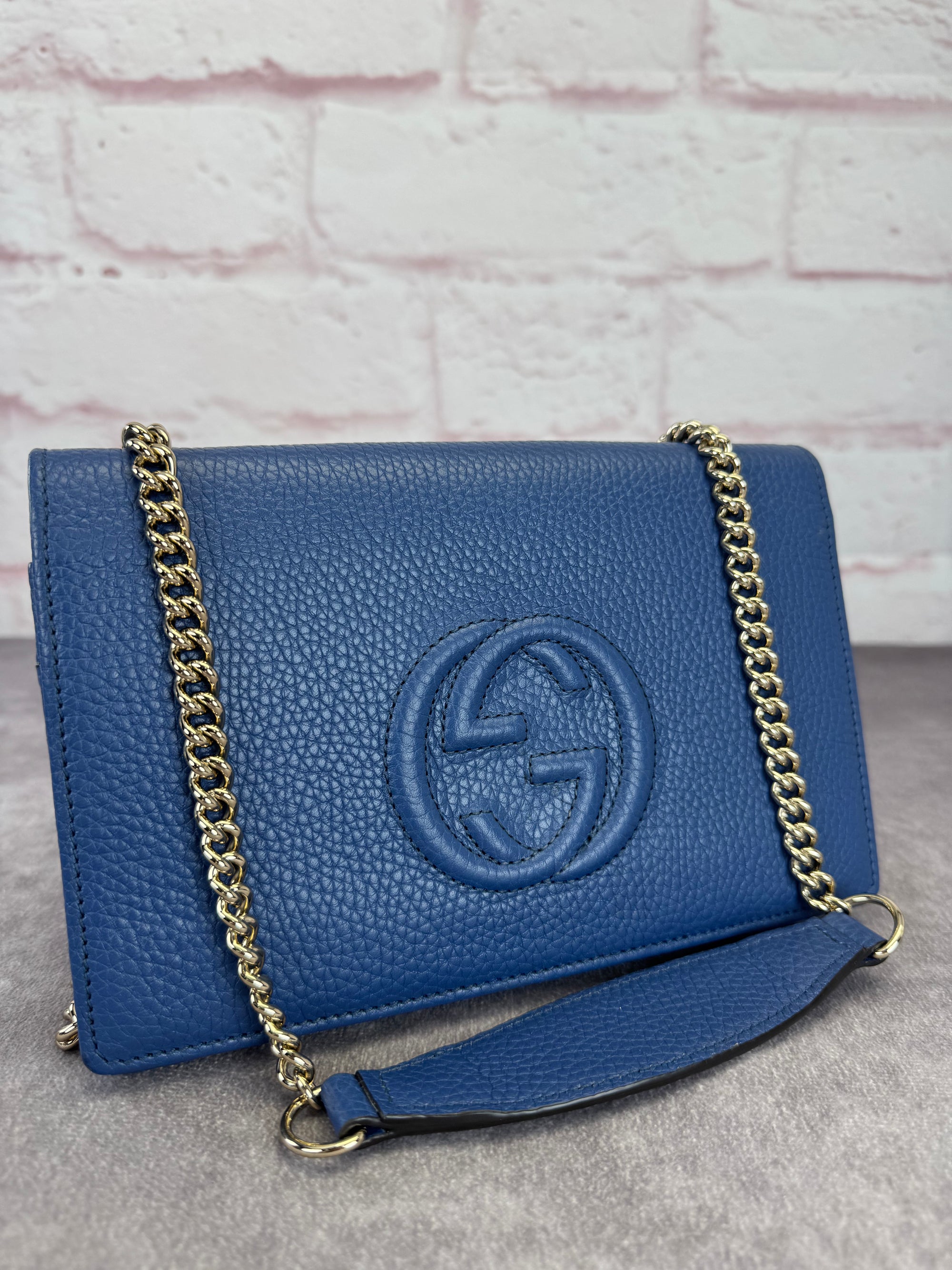 Gucci Soho Leather Wallet on a Chain Bag