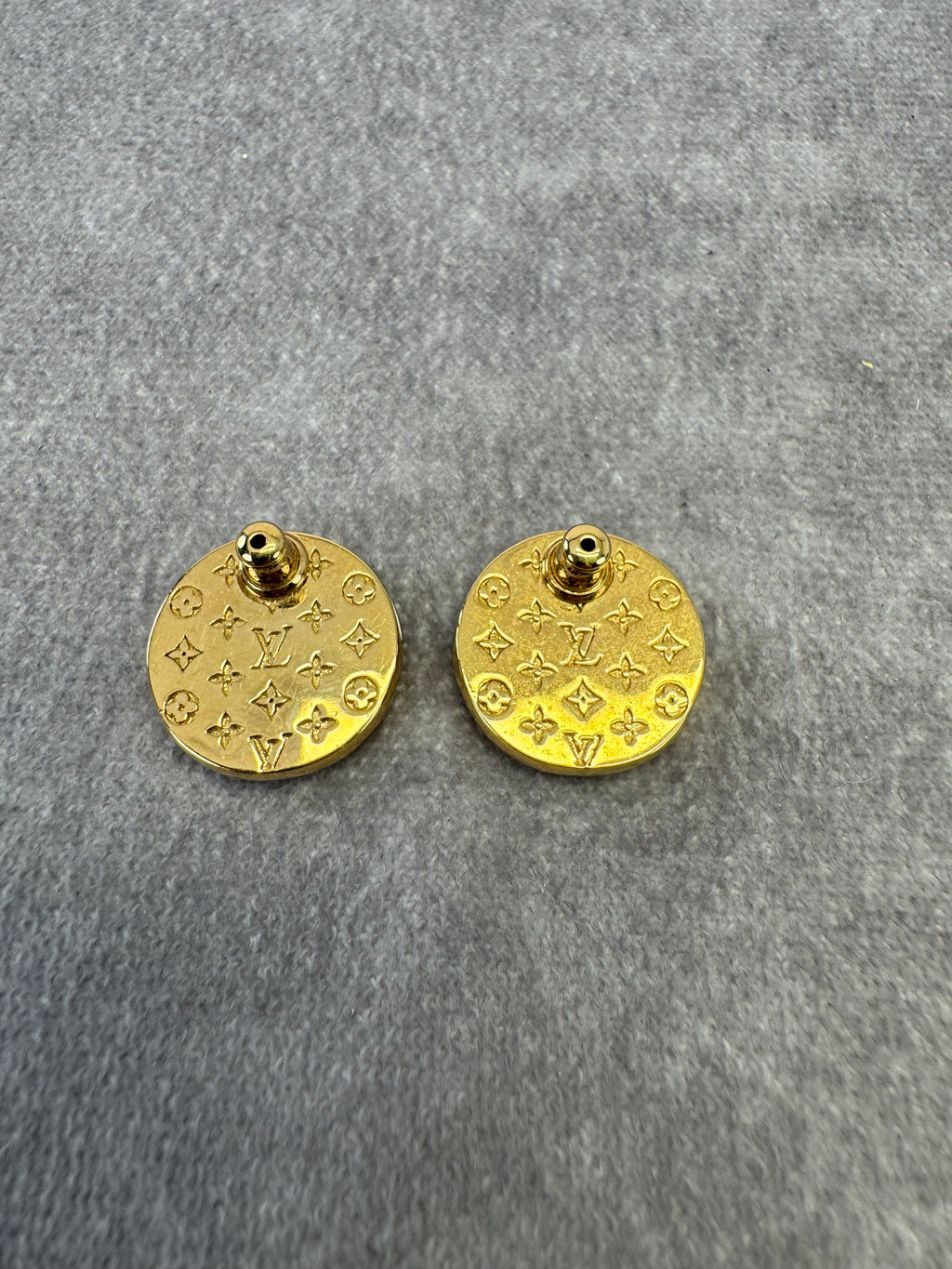 Louis Vuitton L to V Stud Earrings