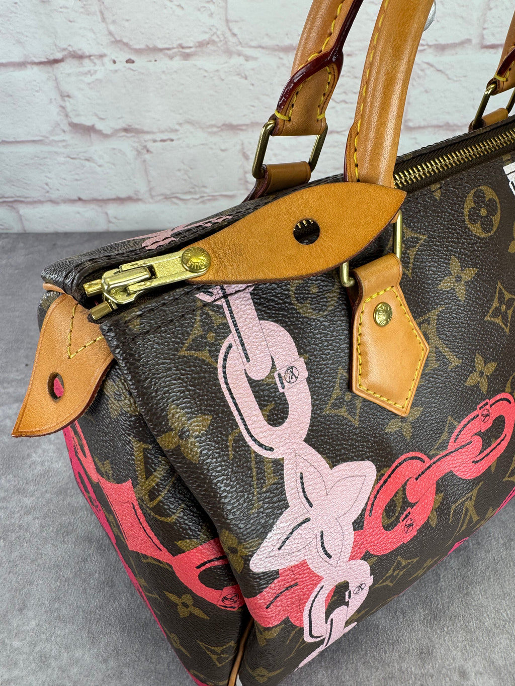 Louis Vuitton Limited Edition Bay Rose Chains Speedy 30 Handbag
