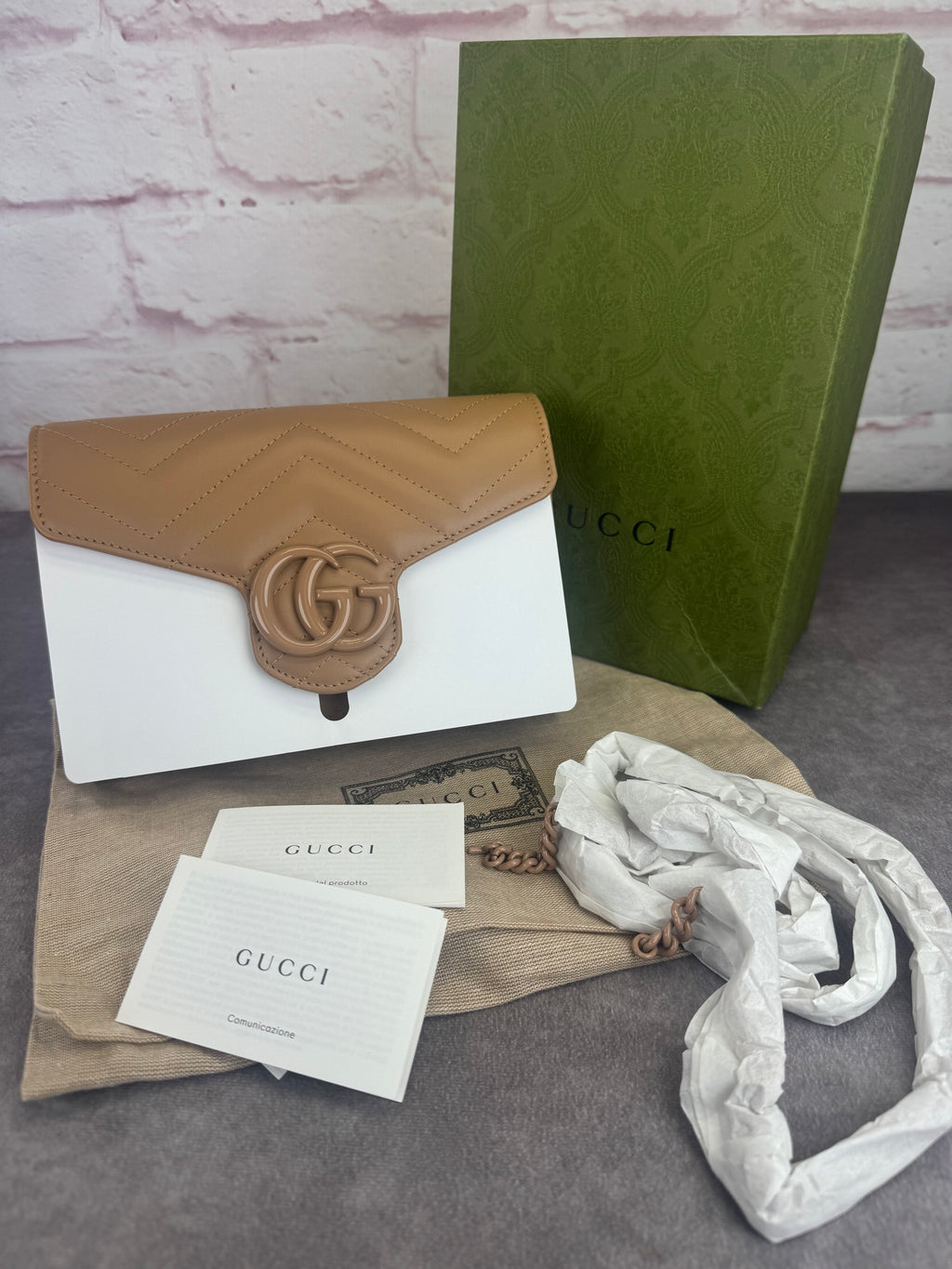 Gucci GG Matelasse Marmont Monochrome Chain Wallet Bag