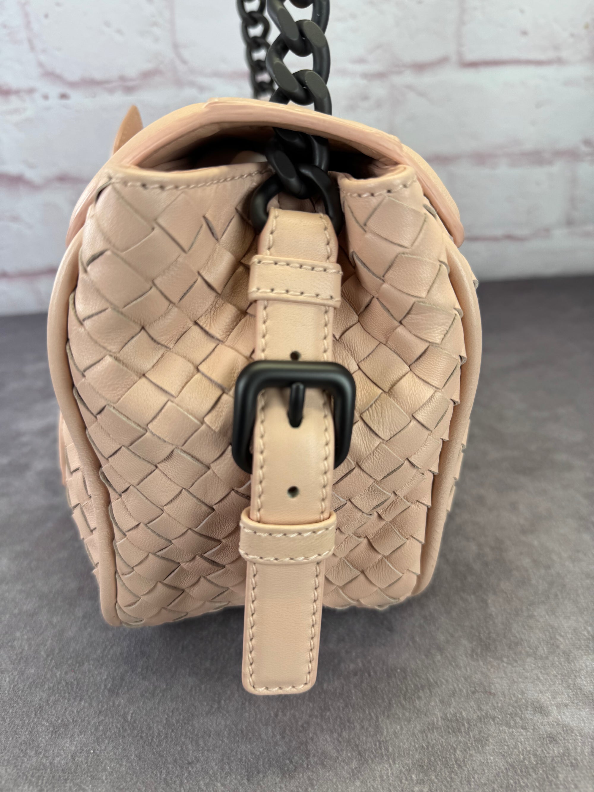 Bottega Veneta Monalisa Intrecciato Nappa Rialto Shoulder Bag