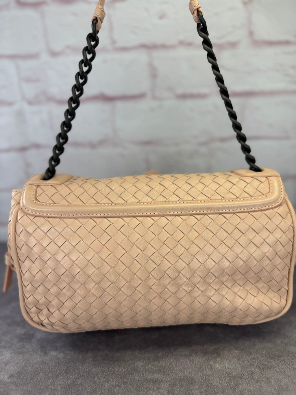 Bottega Veneta Monalisa Intrecciato Nappa Rialto Shoulder Bag