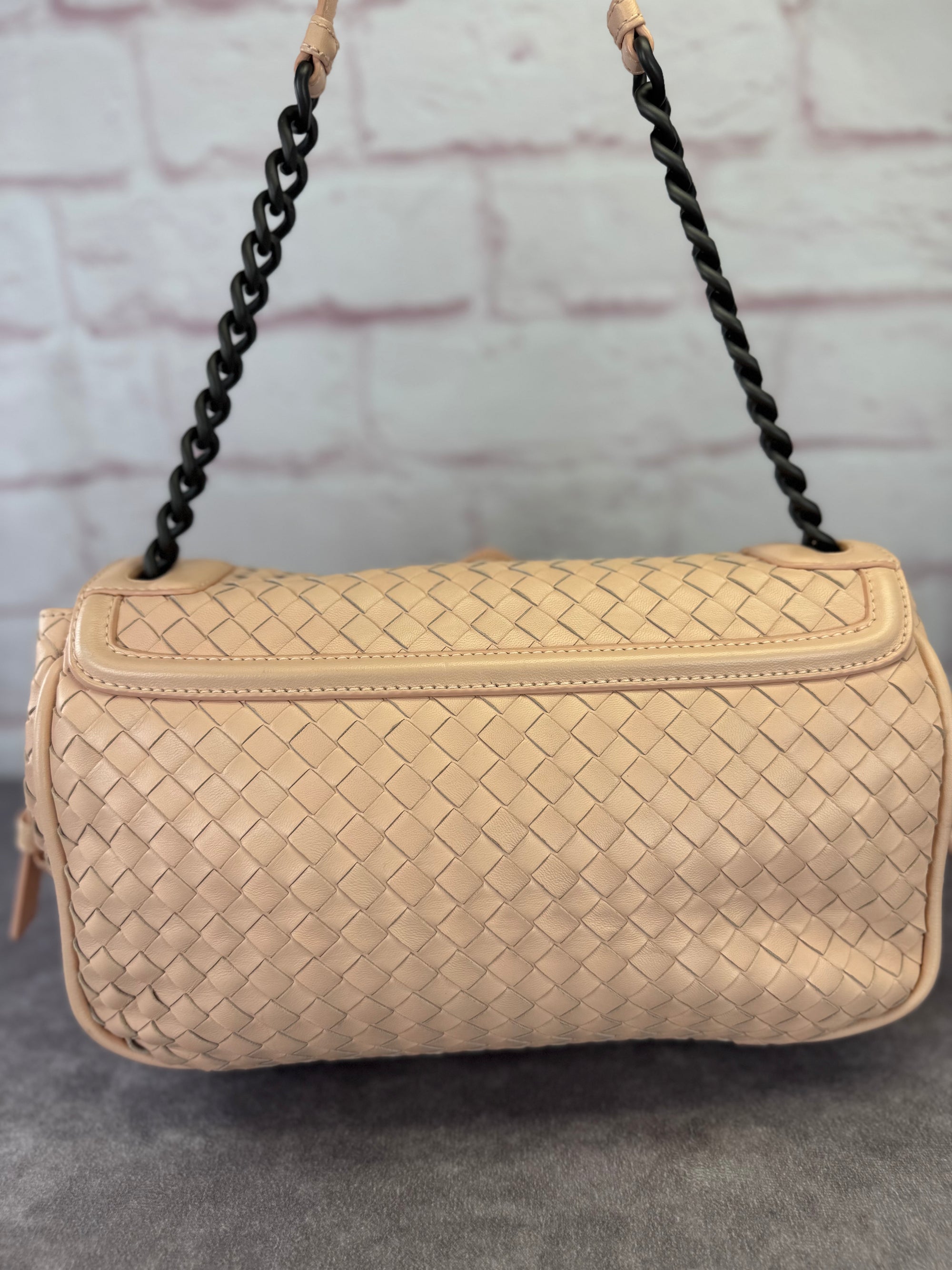 Bottega Veneta Monalisa Intrecciato Nappa Rialto Shoulder Bag