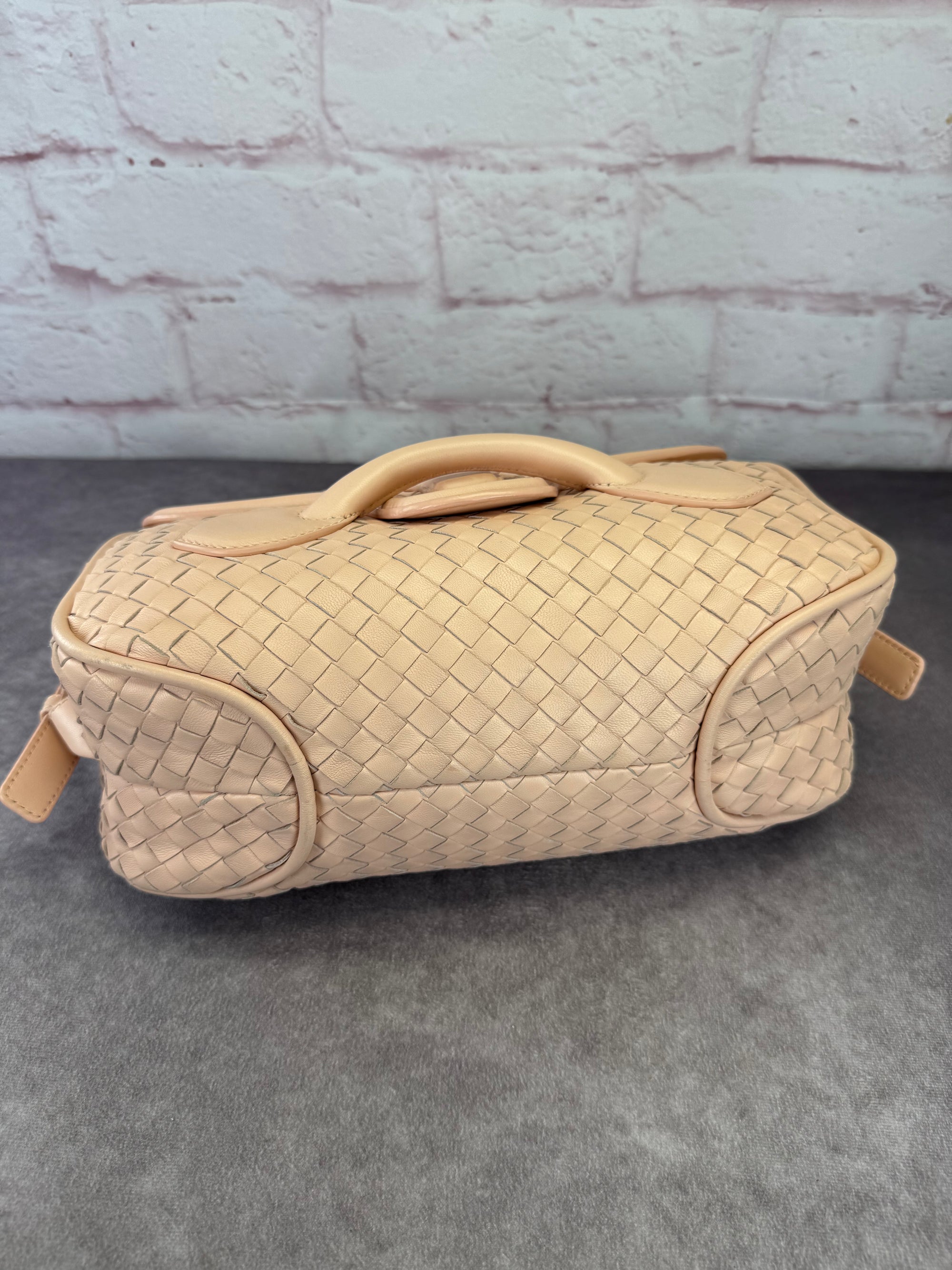 Bottega Veneta Monalisa Intrecciato Nappa Rialto Shoulder Bag
