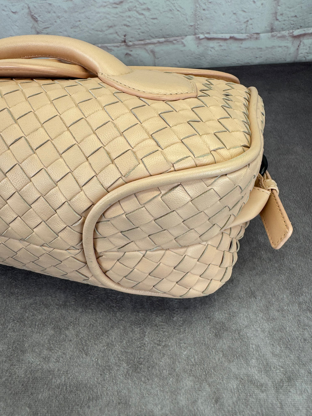 Bottega Veneta Monalisa Intrecciato Nappa Rialto Shoulder Bag