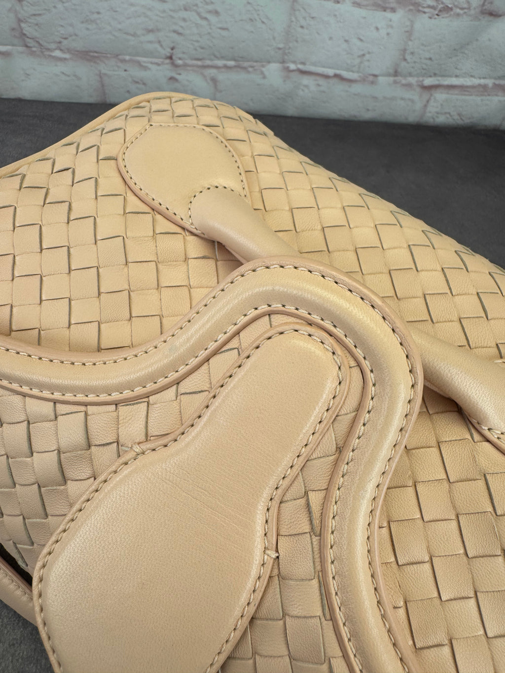 Bottega Veneta Monalisa Intrecciato Nappa Rialto Shoulder Bag