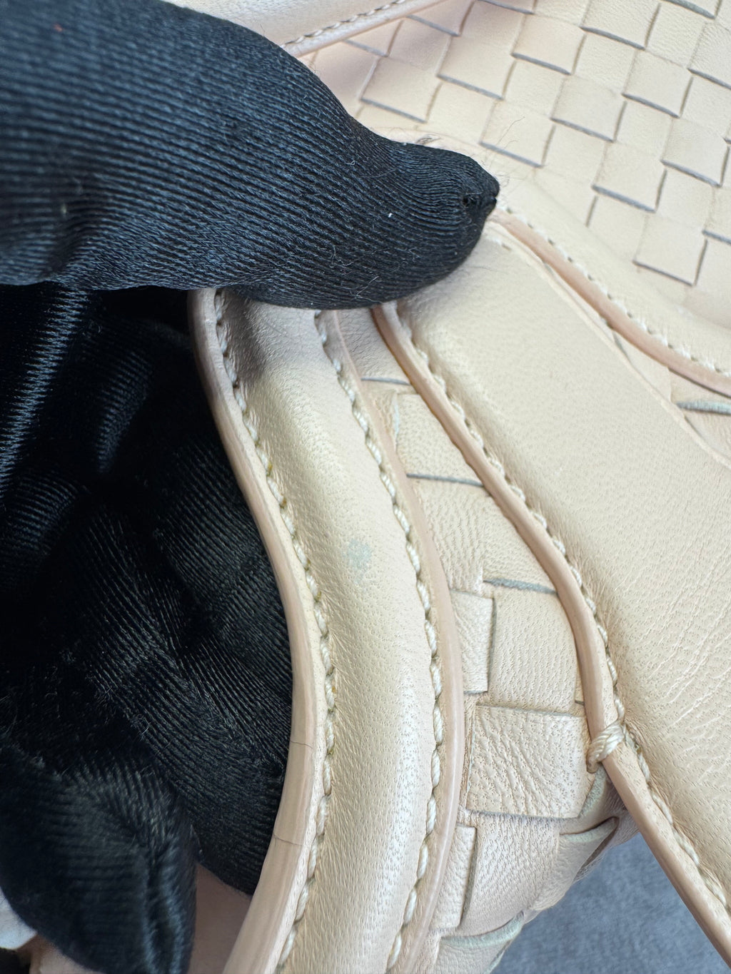 Bottega Veneta Monalisa Intrecciato Nappa Rialto Shoulder Bag