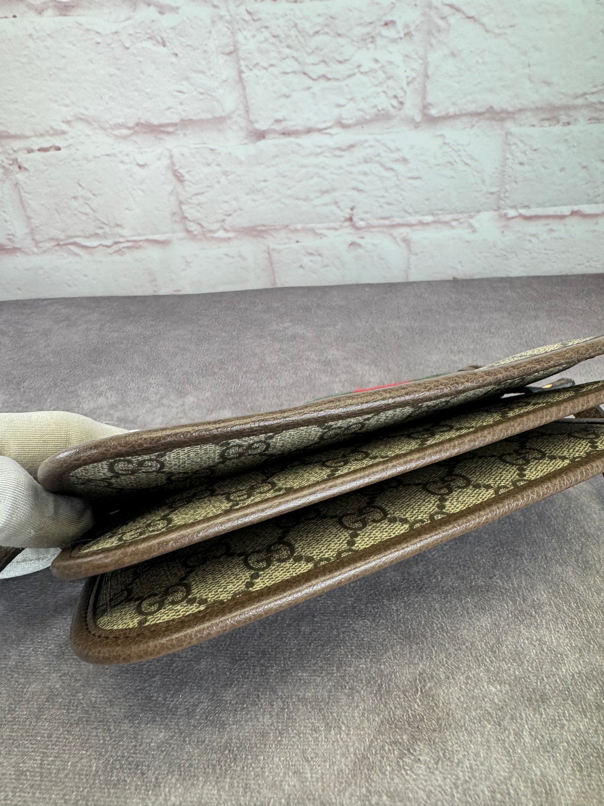 Gucci GG Supreme Monogram Web Ophidia Crossbody