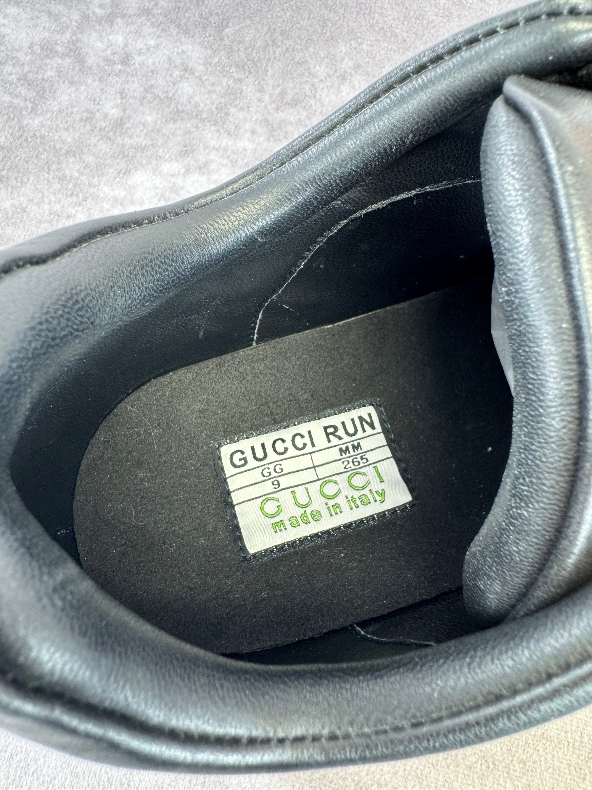 Gucci Mens Run Black Leather Sneakers