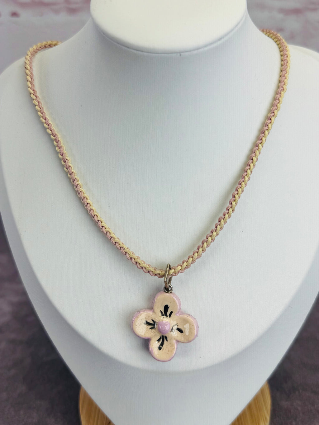 Louis Vuitton Blooming Brasserie Fleur Borsuleuru Pendant Choker