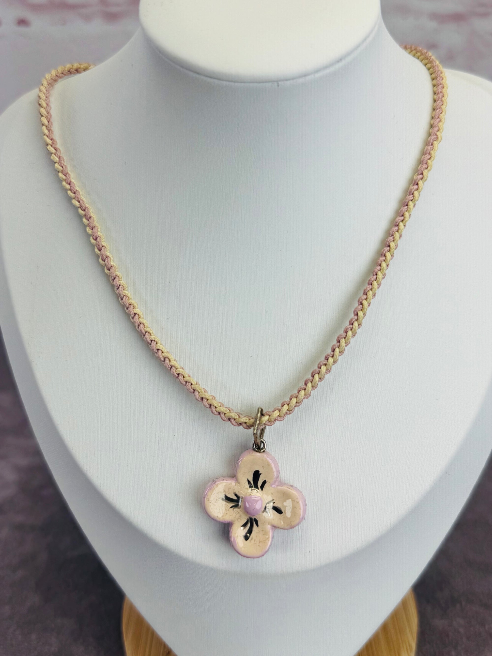 Louis Vuitton Blooming Brasserie Fleur Borsuleuru Pendant Choker