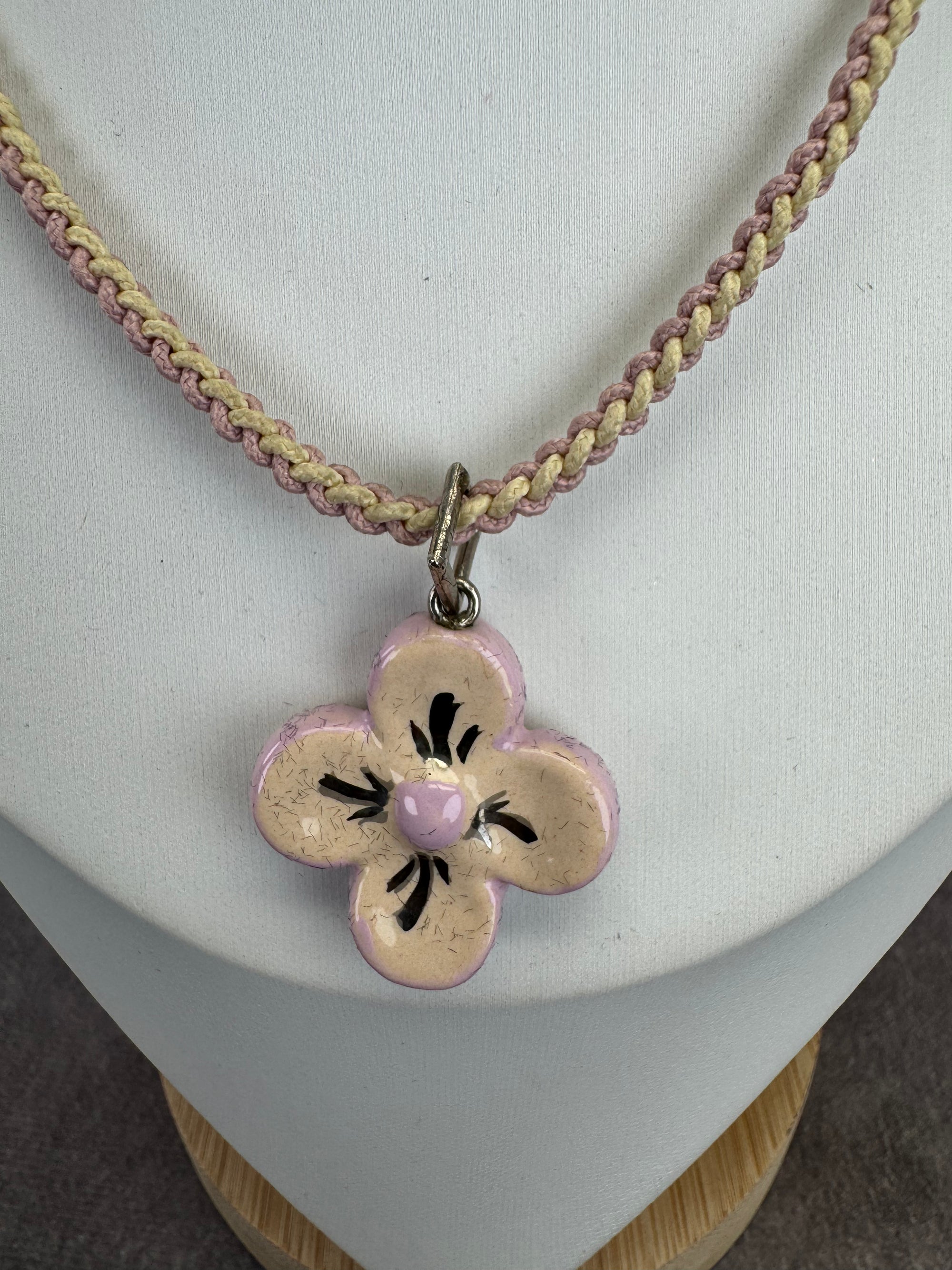 Louis Vuitton Blooming Brasserie Fleur Borsuleuru Pendant Choker