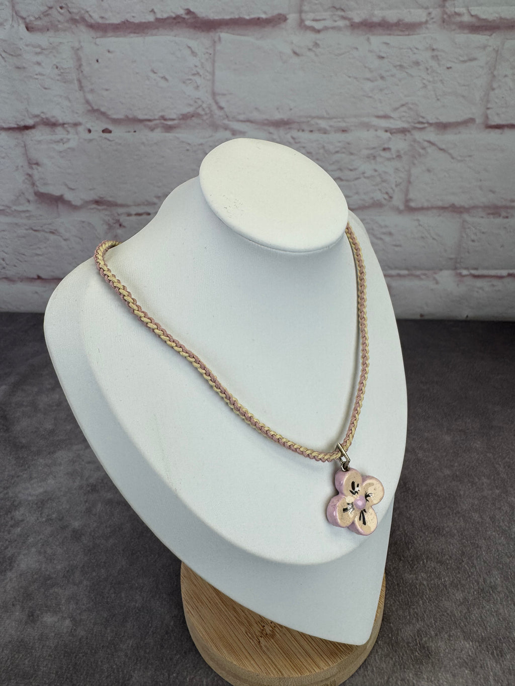 Louis Vuitton Blooming Brasserie Fleur Borsuleuru Pendant Choker