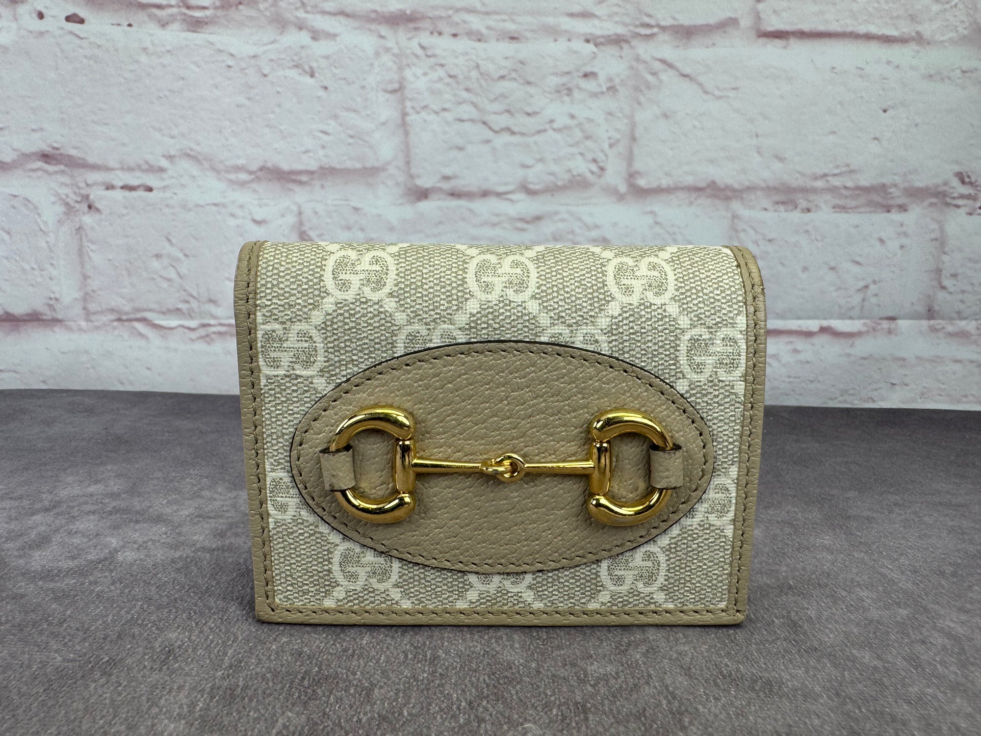 Gucci Beige Horsebit Card Holder Wallet