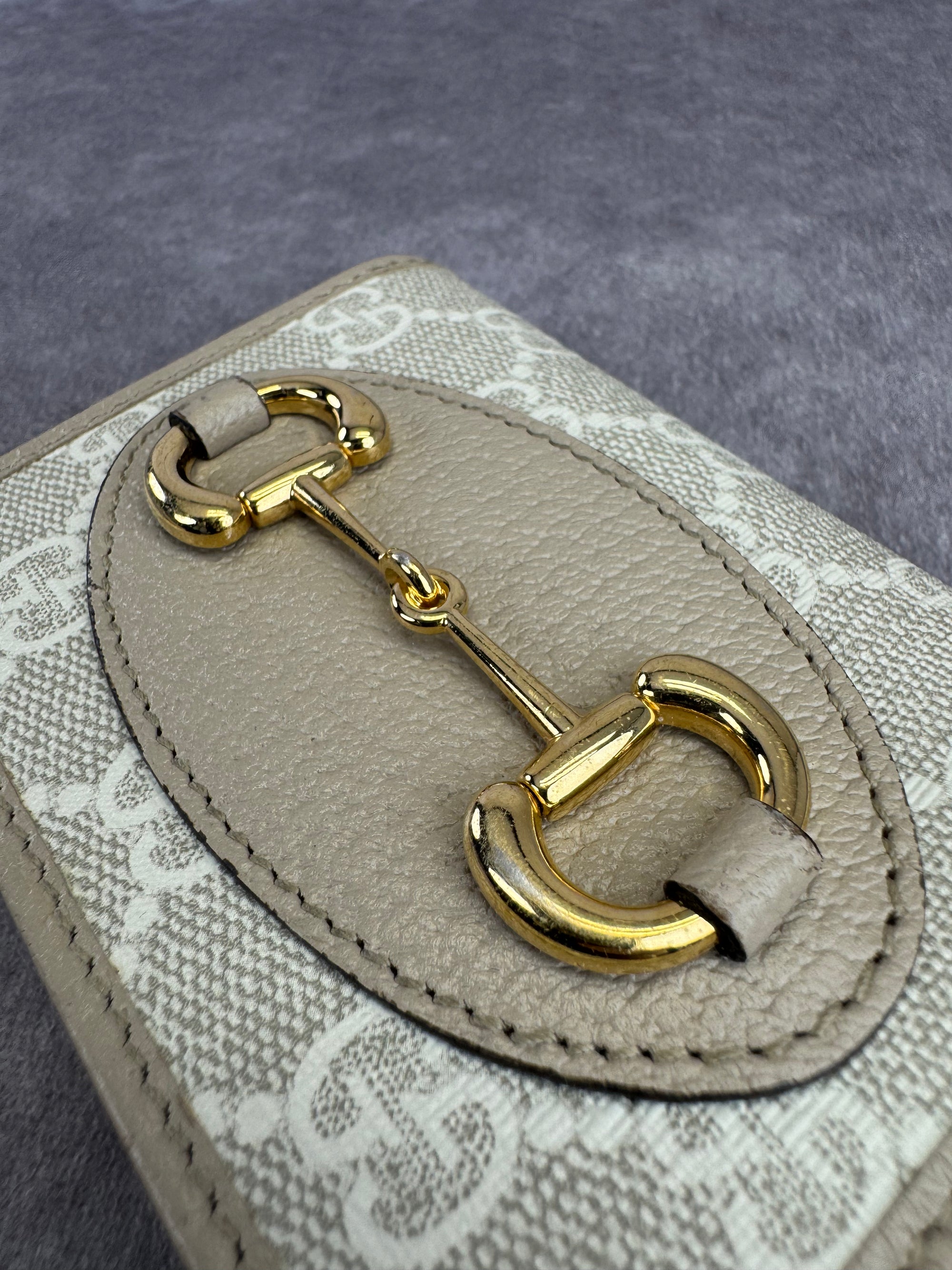 Gucci Beige Horsebit Card Holder Wallet