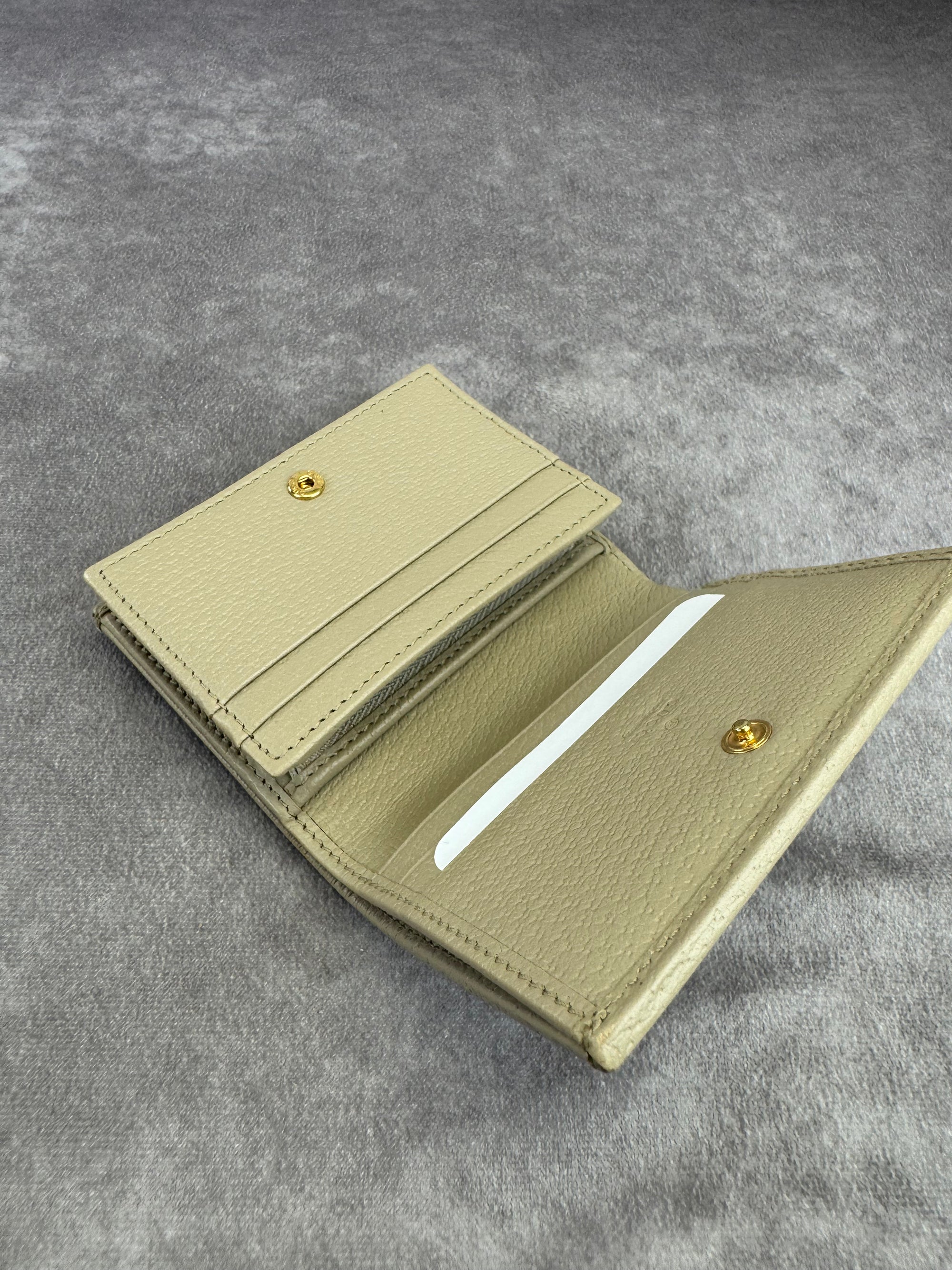 Gucci Beige Horsebit Card Holder Wallet