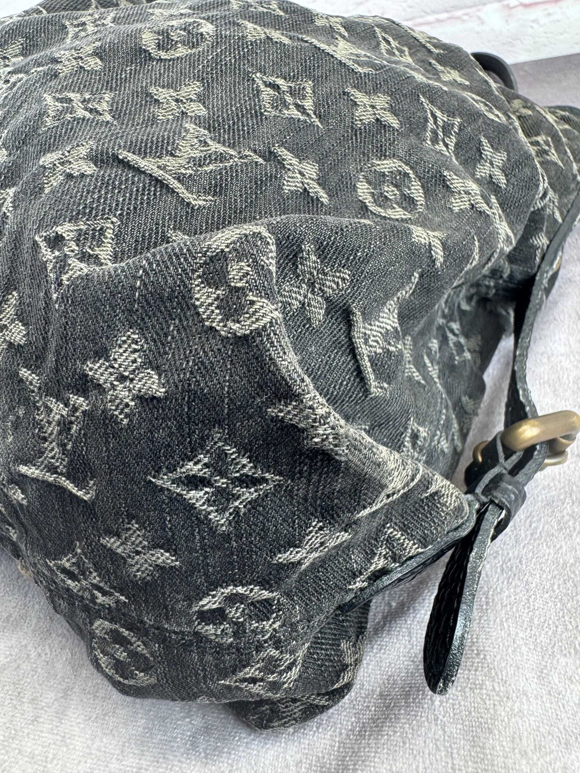 Louis Vuitton Denim Monogram Neo Cabby MM Handbag