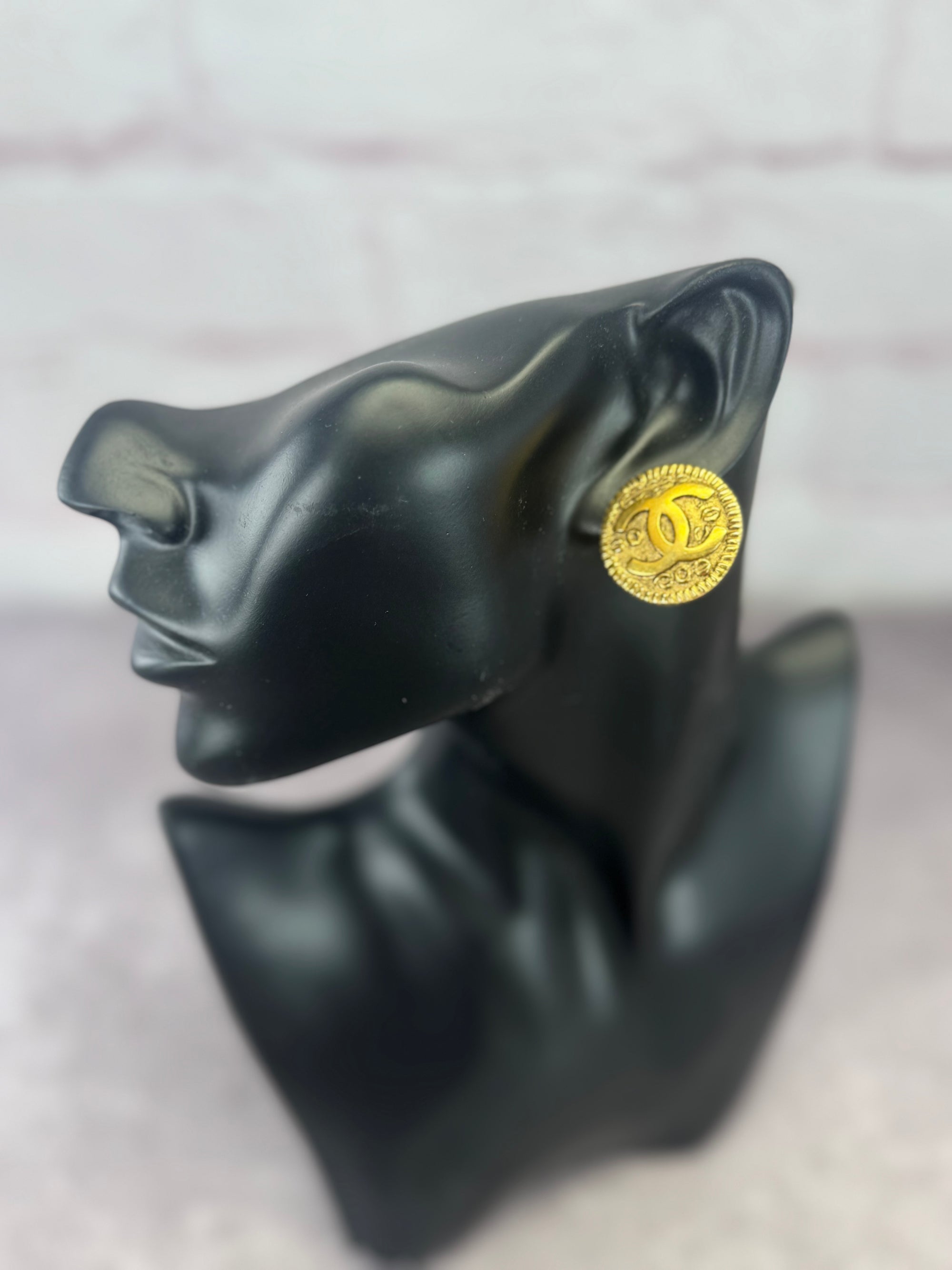 Chanel Vintage 97P Collection Round Goldtone Clip-on Earrings