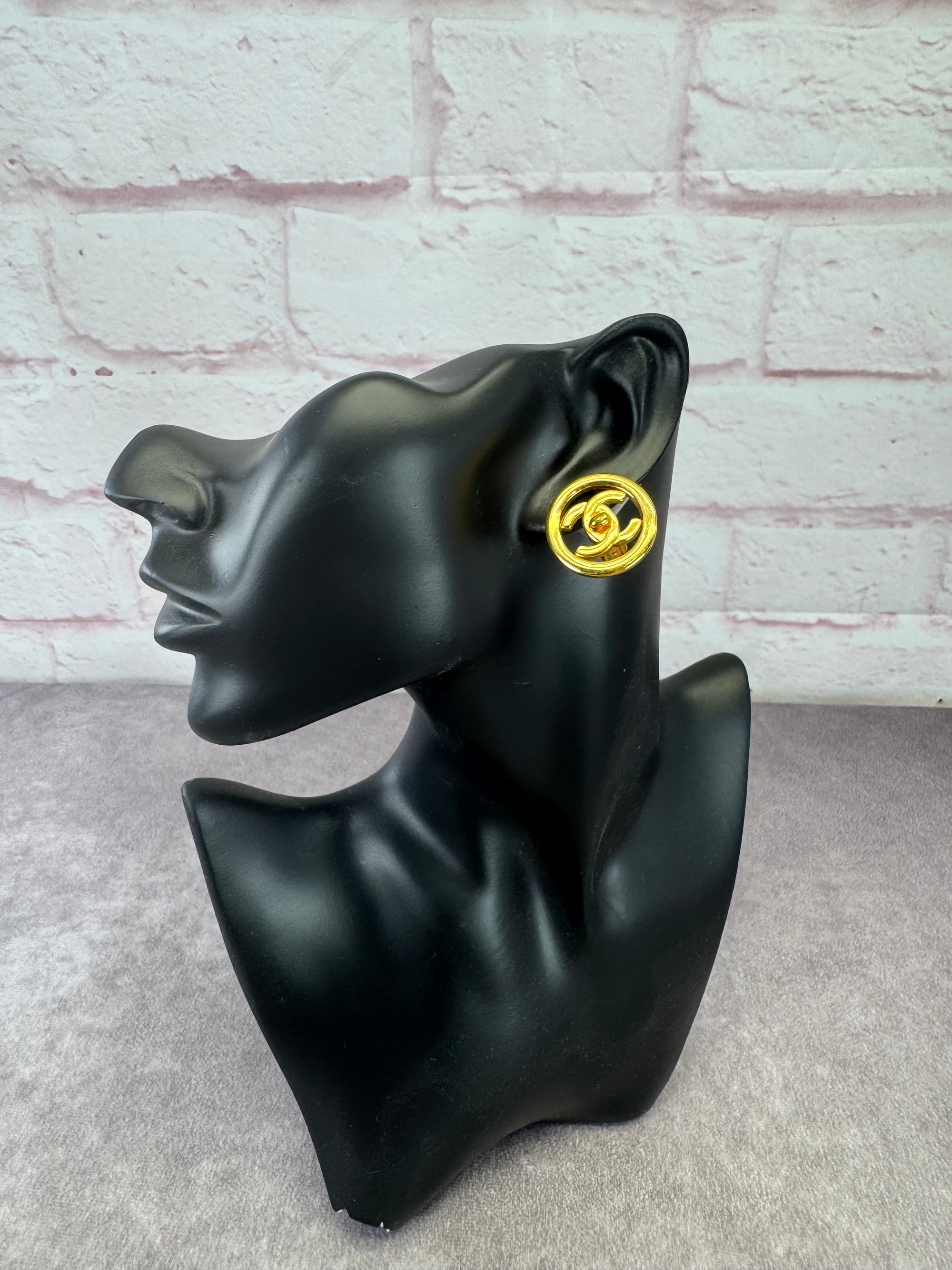 Chanel Vintage Turnlock 97P Clip-on Gold Plated Earrings