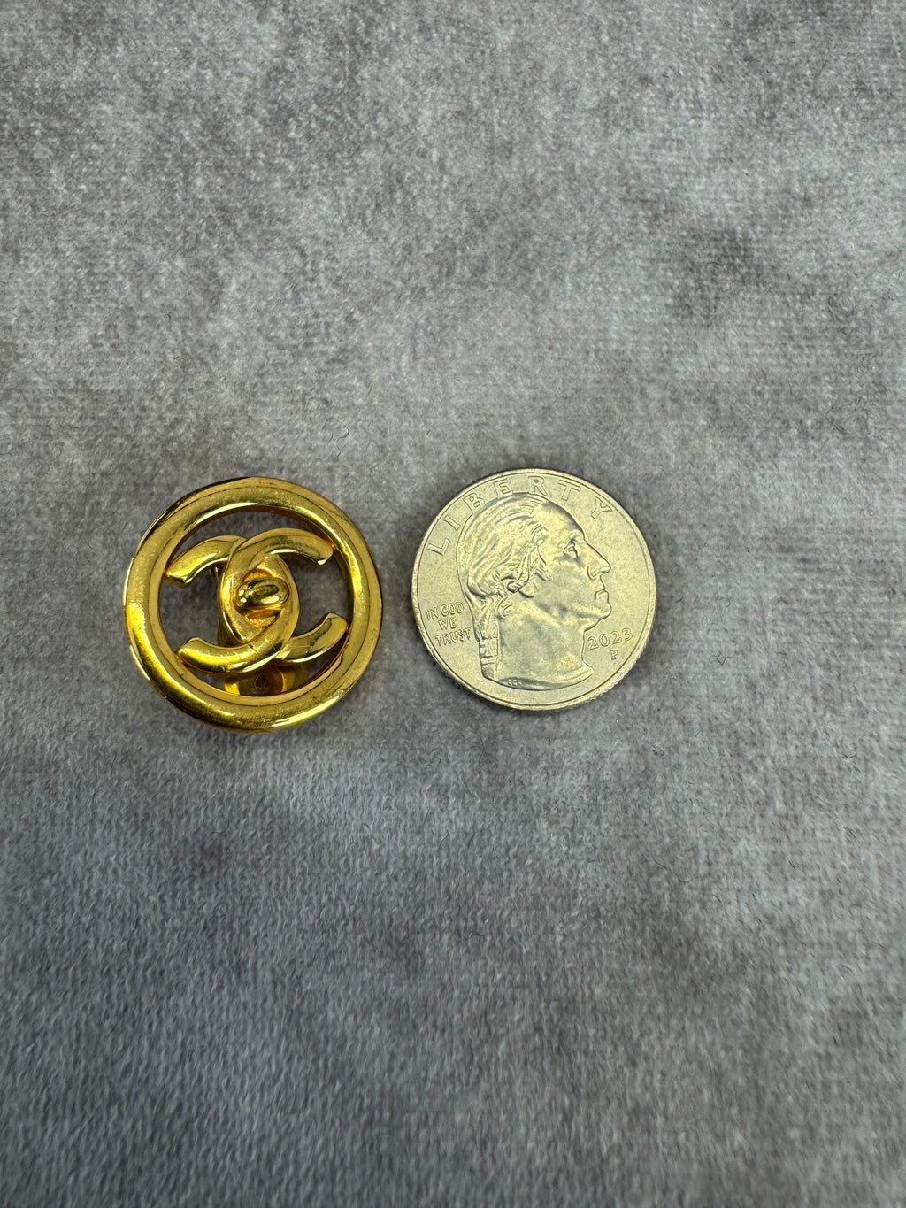 Chanel Vintage Turnlock 97P Clip-on Gold Plated Earrings