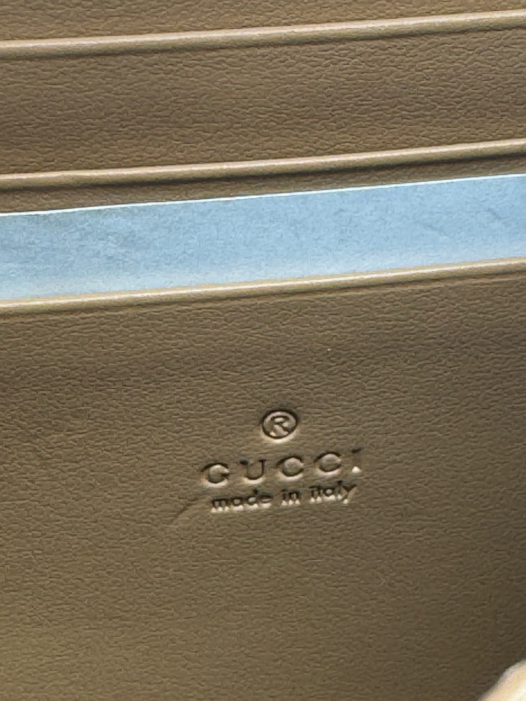 Gucci GG Marmont Matelasse Monochrome Wallet on Chain Camelia