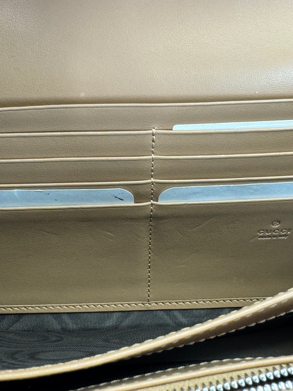 Gucci GG Marmont Matelasse Monochrome Wallet on Chain Camelia