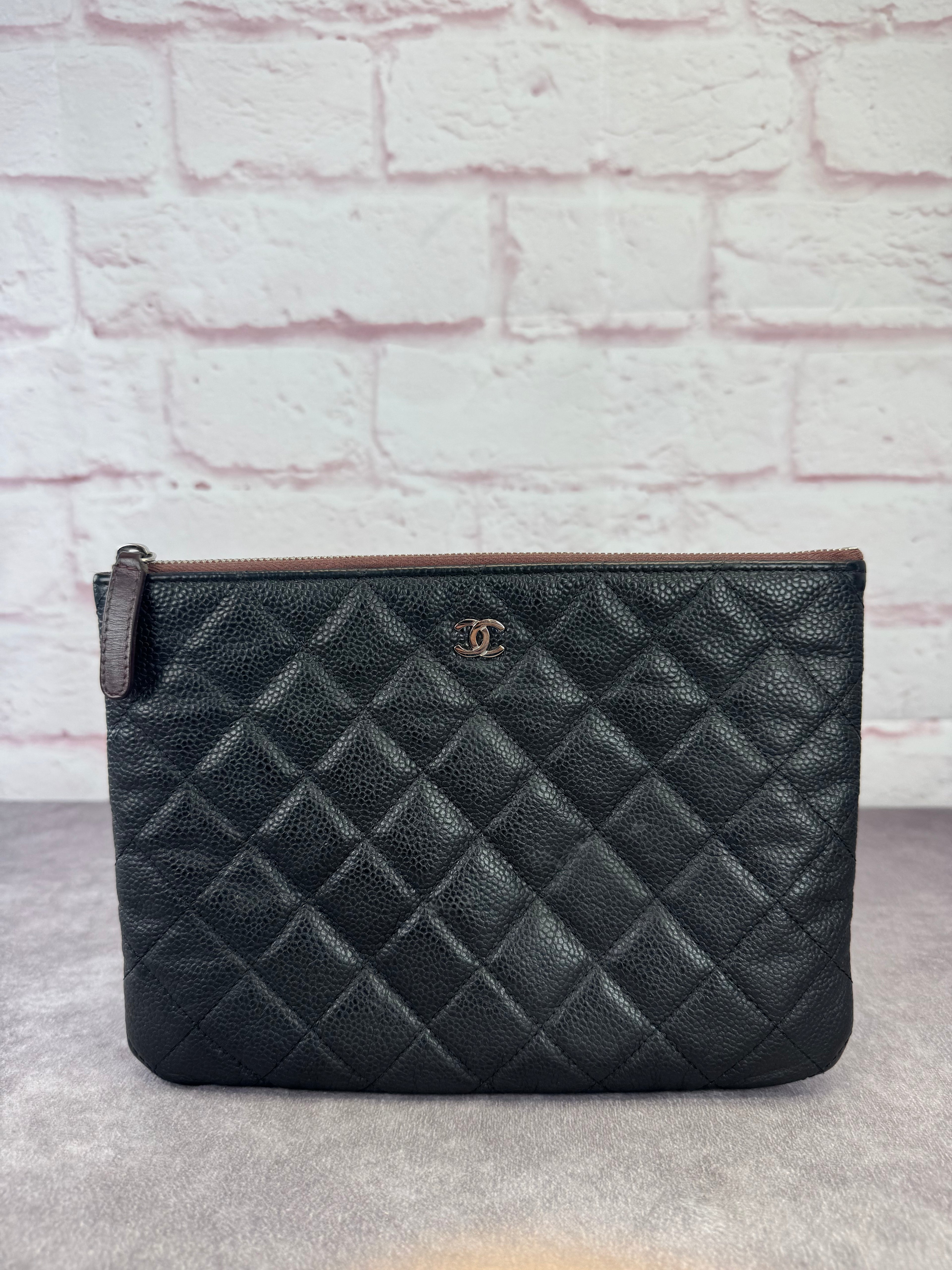 Chanel Caviar Quilted Classic O Case Medium Pouch
