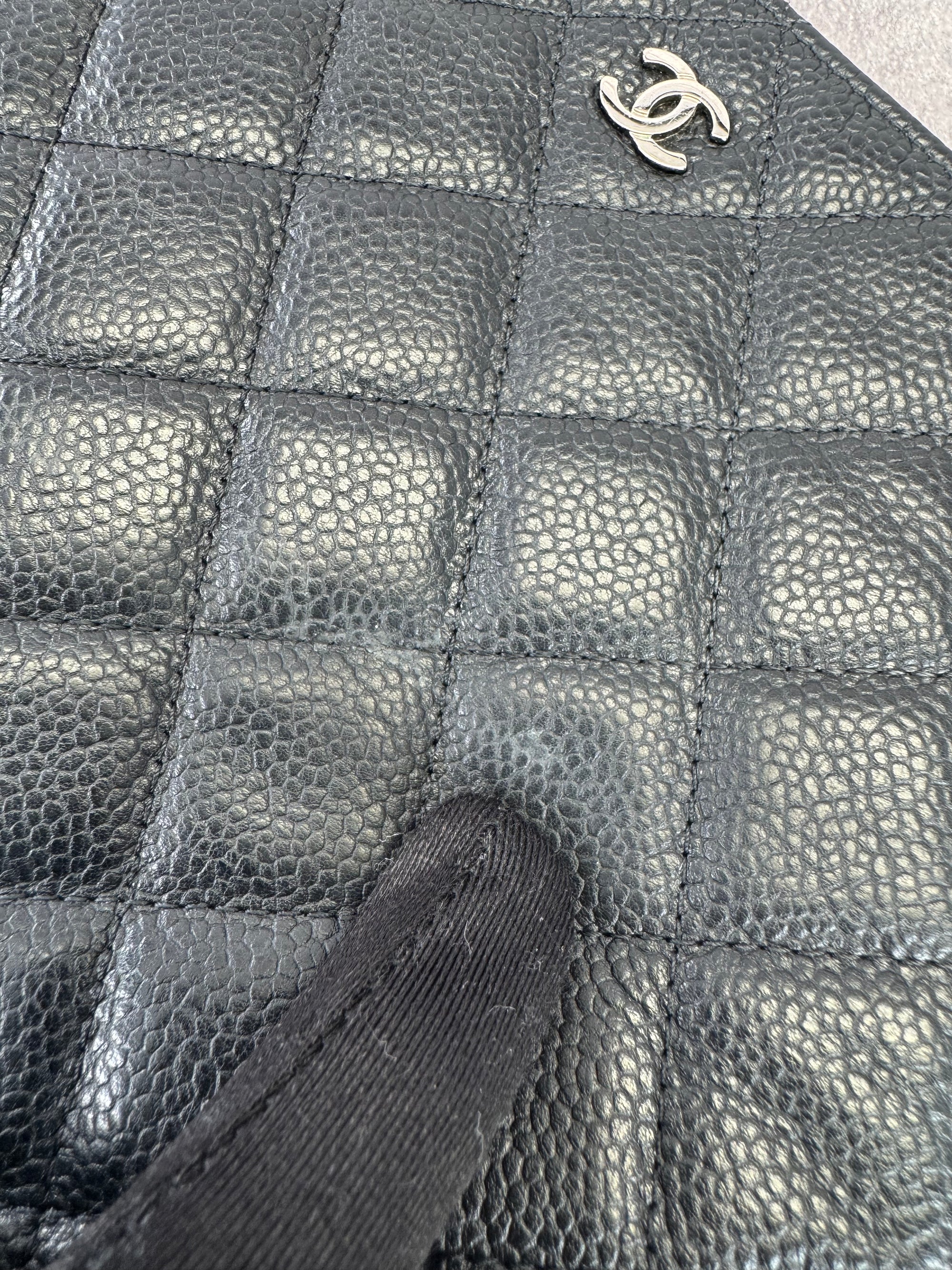 Chanel Caviar Quilted Classic O Case Medium Pouch