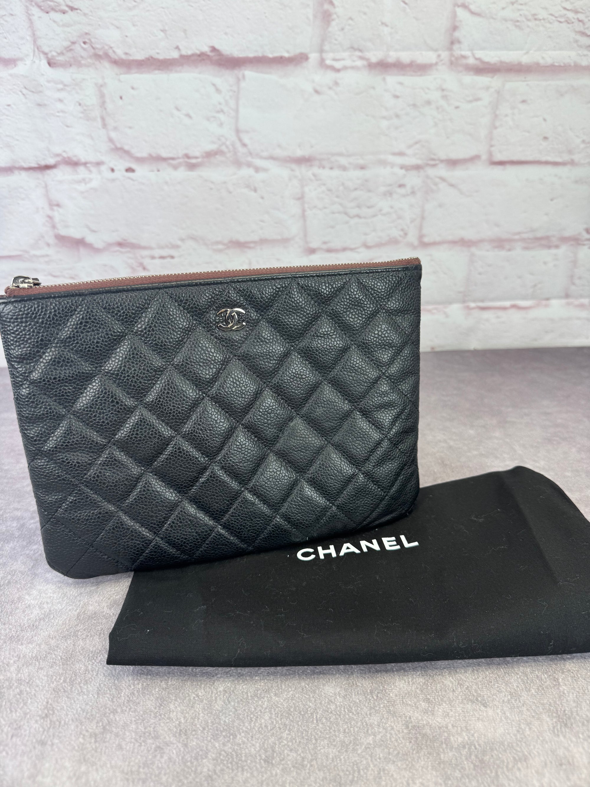Chanel Caviar Quilted Classic O Case Medium Pouch