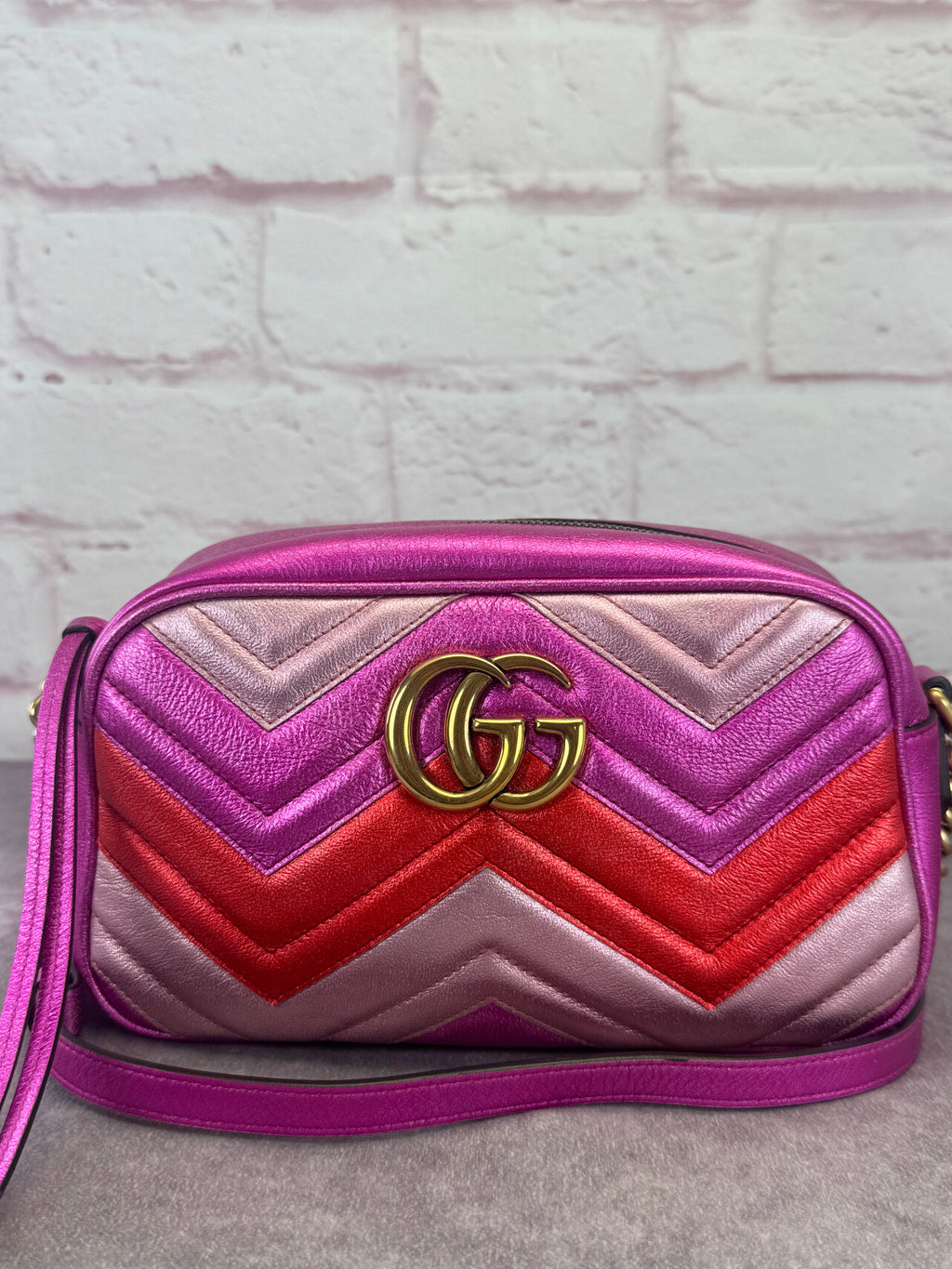 Gucci Marmont Matelasse Chevron Quilted Nappa Laminated Camera Bag