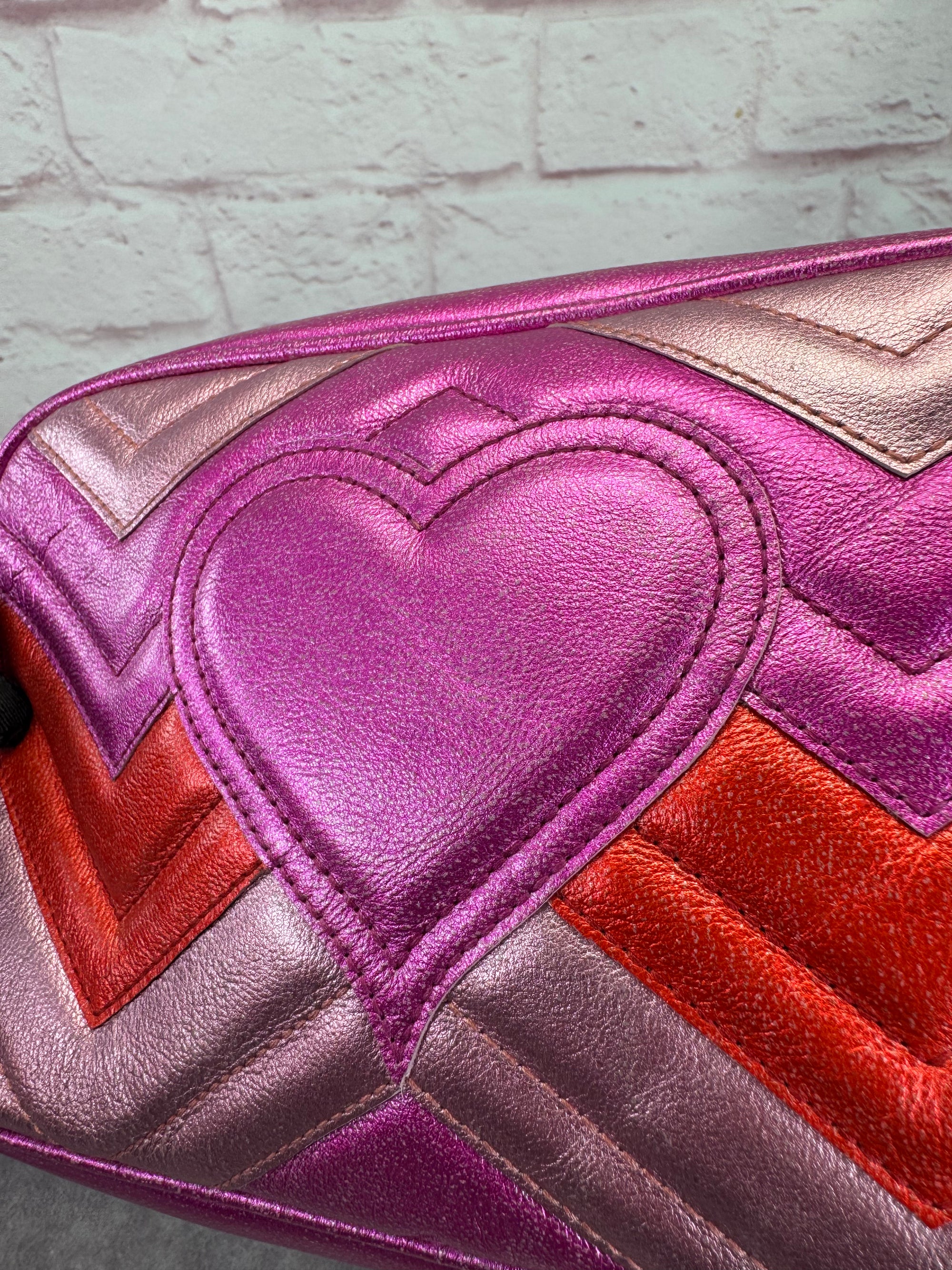 Gucci Marmont Matelasse Chevron Quilted Nappa Laminated Camera Bag