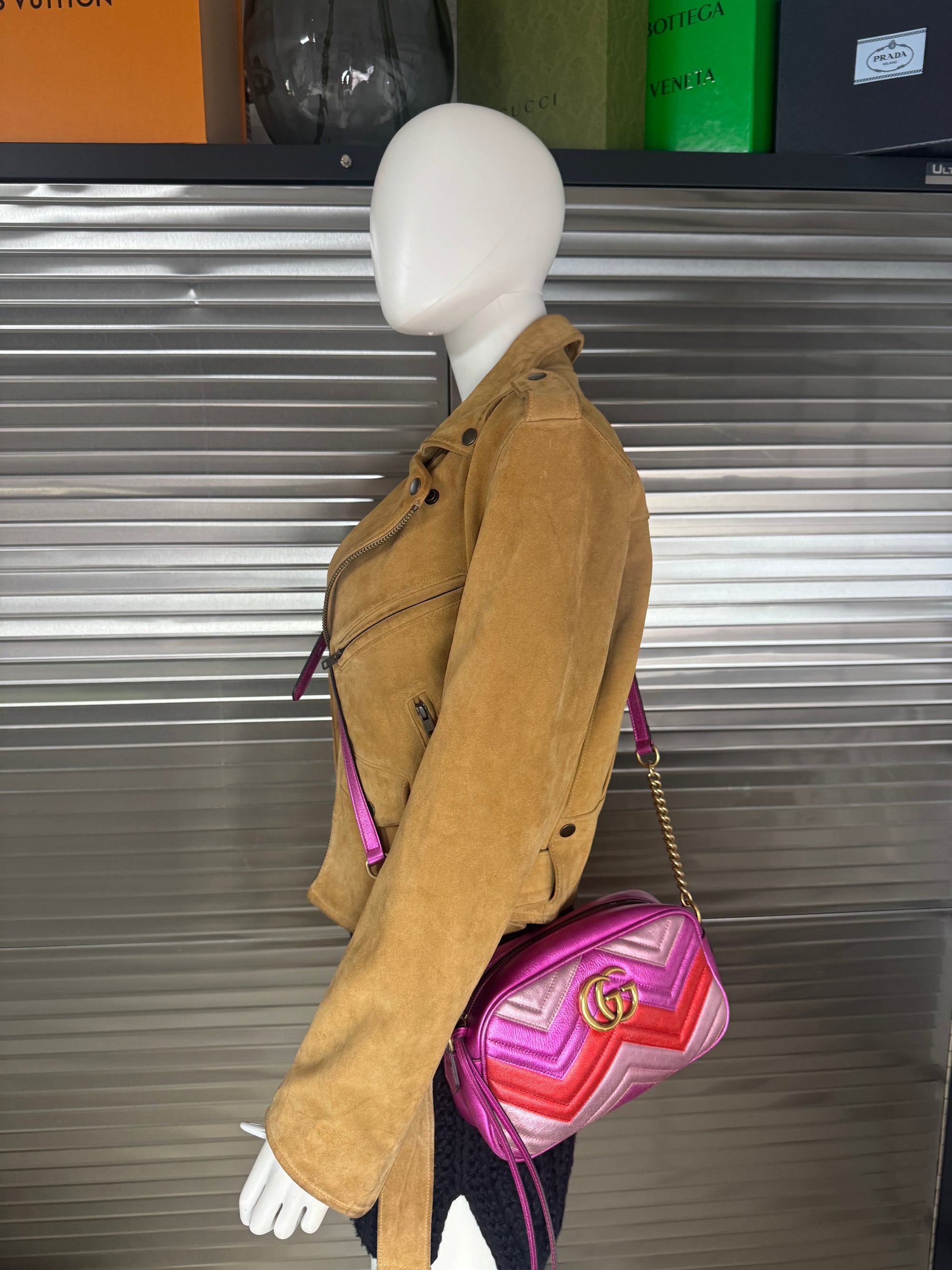 Gucci Marmont Matelasse Chevron Quilted Nappa Laminated Camera Bag