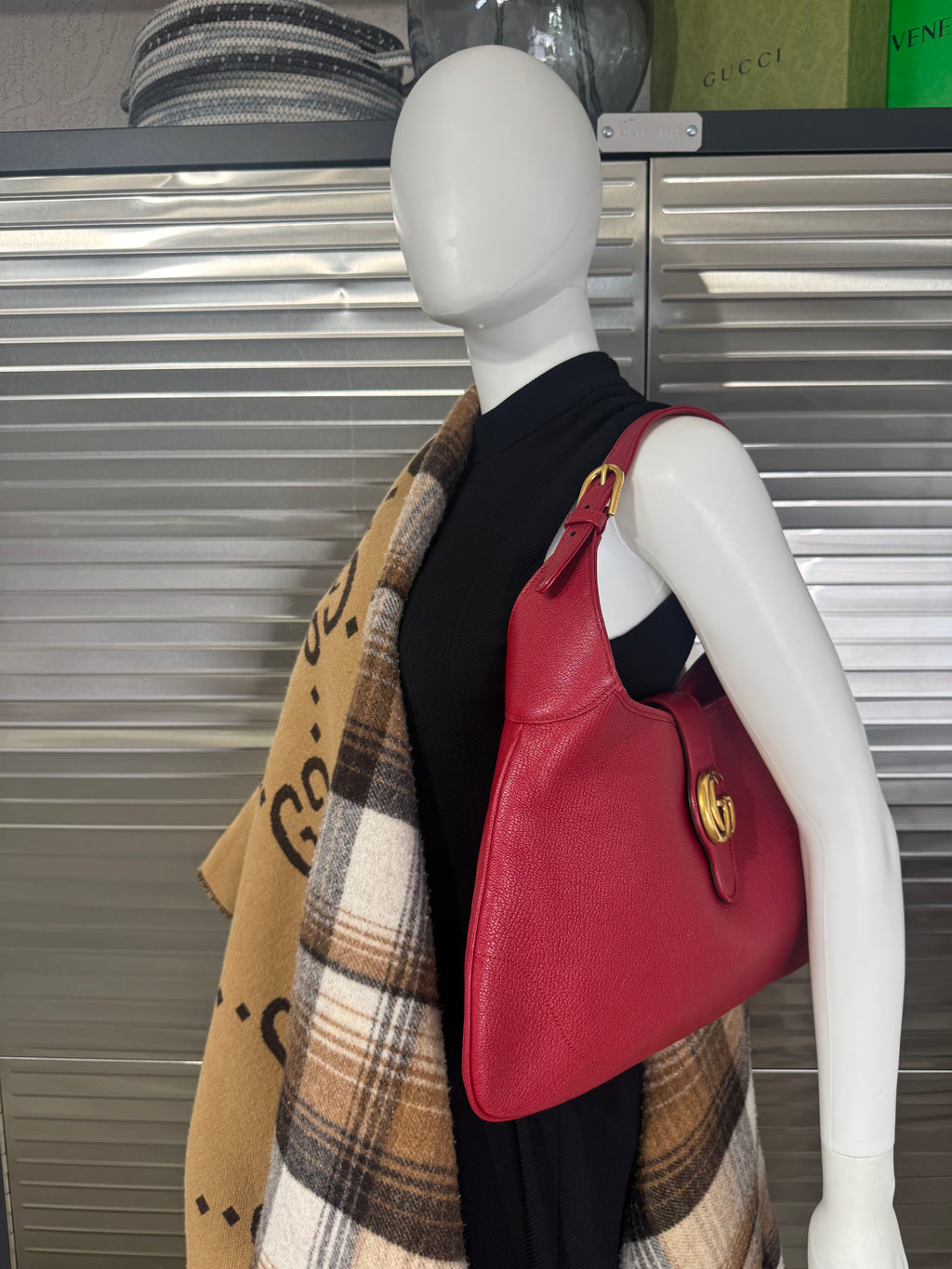 Gucci Medium Aphrodite Red Leather Shoulder Bag