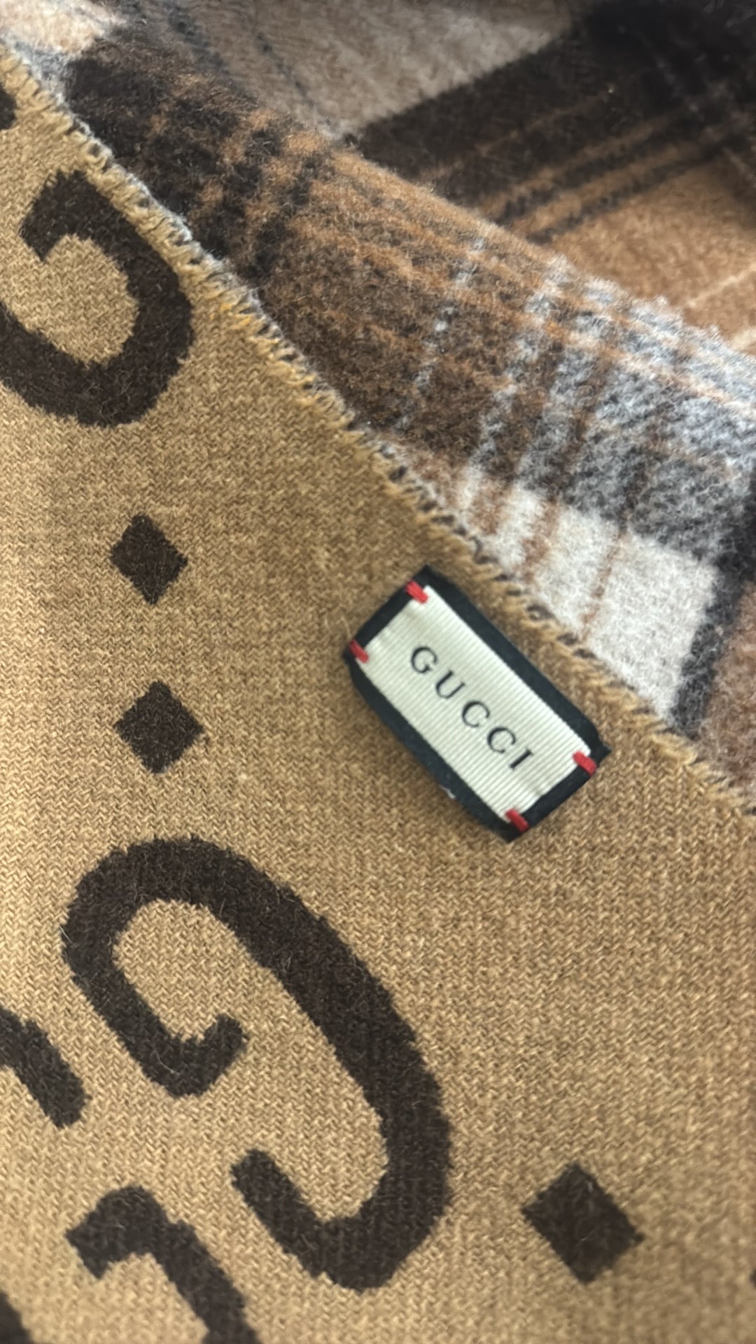 Gucci Jumbo GG Tan Brown Wool Reversible Poncho