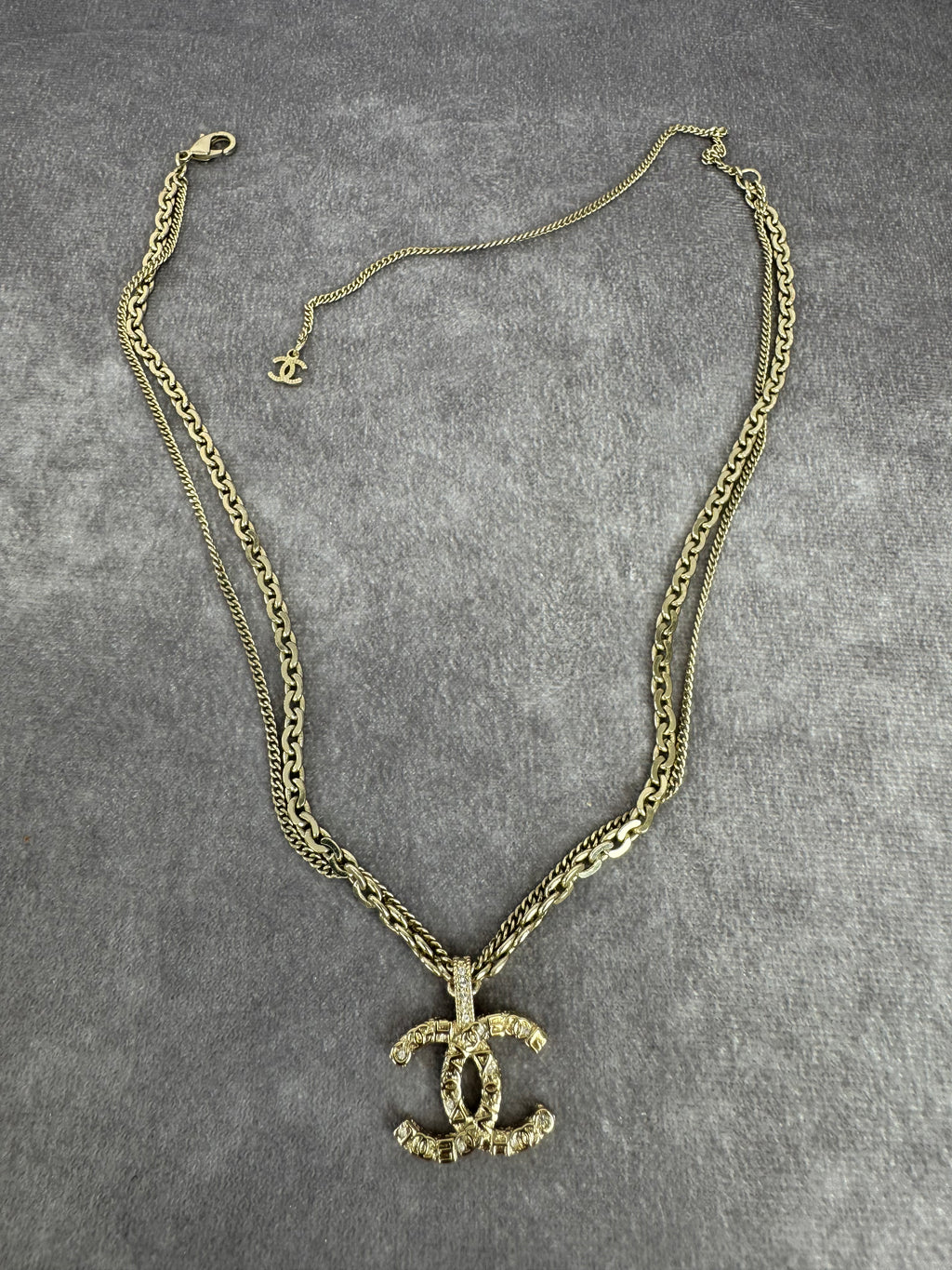 Chanel 21P Metal Double Layer Embossed Pendant CC Necklace