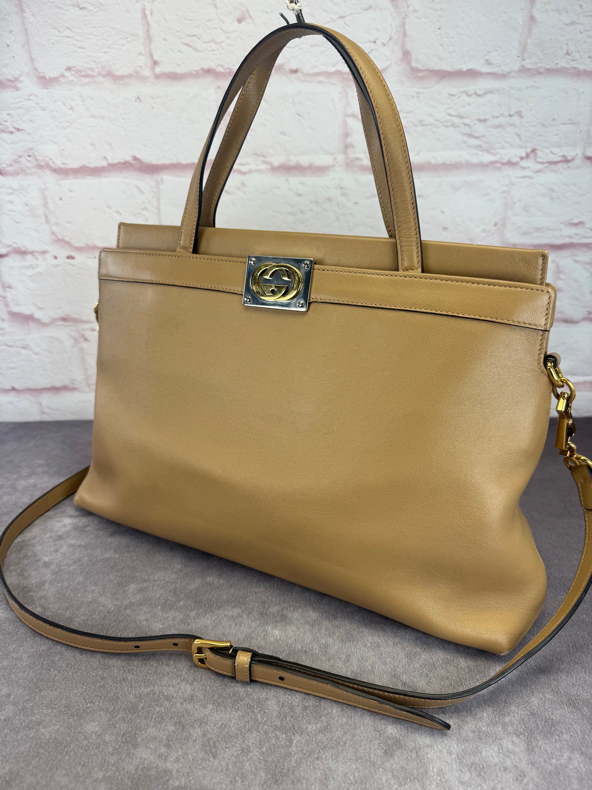 Gucci Linea Matisse Tan Leather Shoulder Bag