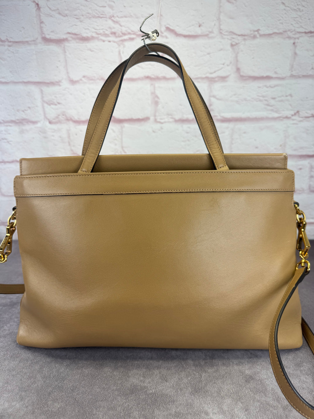 Gucci Linea Matisse Tan Leather Shoulder Bag