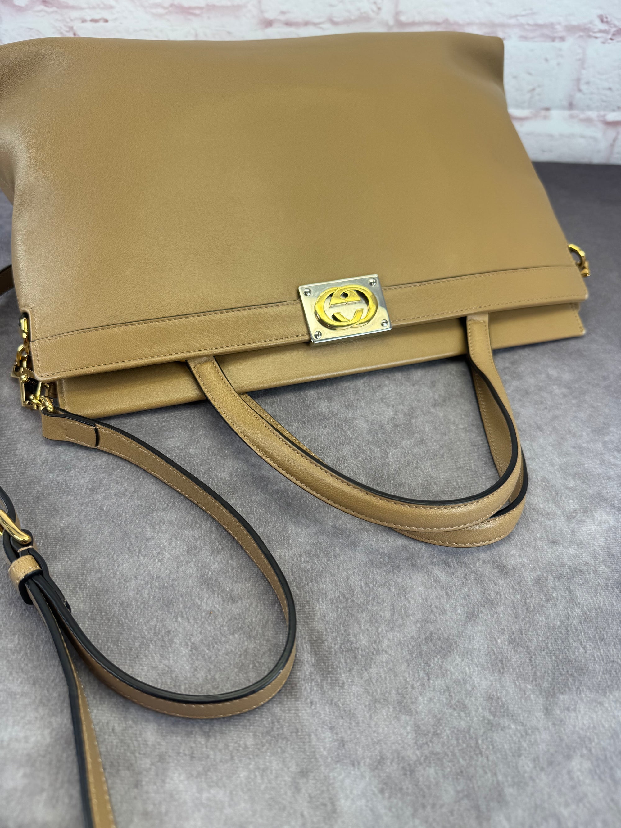 Gucci Linea Matisse Tan Leather Shoulder Bag