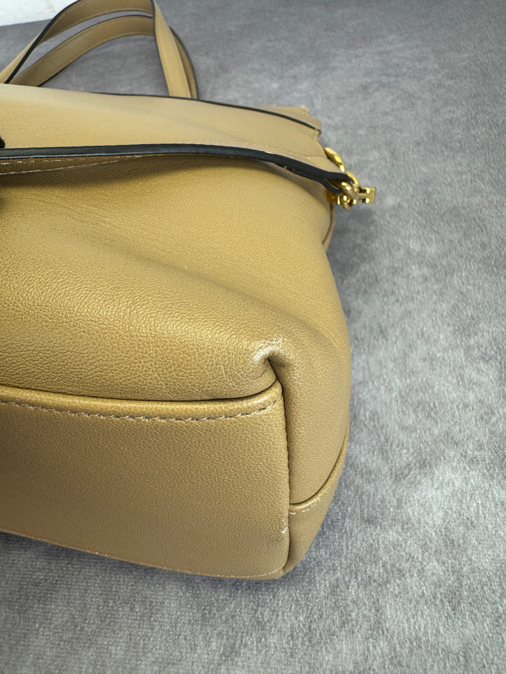 Gucci Linea Matisse Tan Leather Shoulder Bag