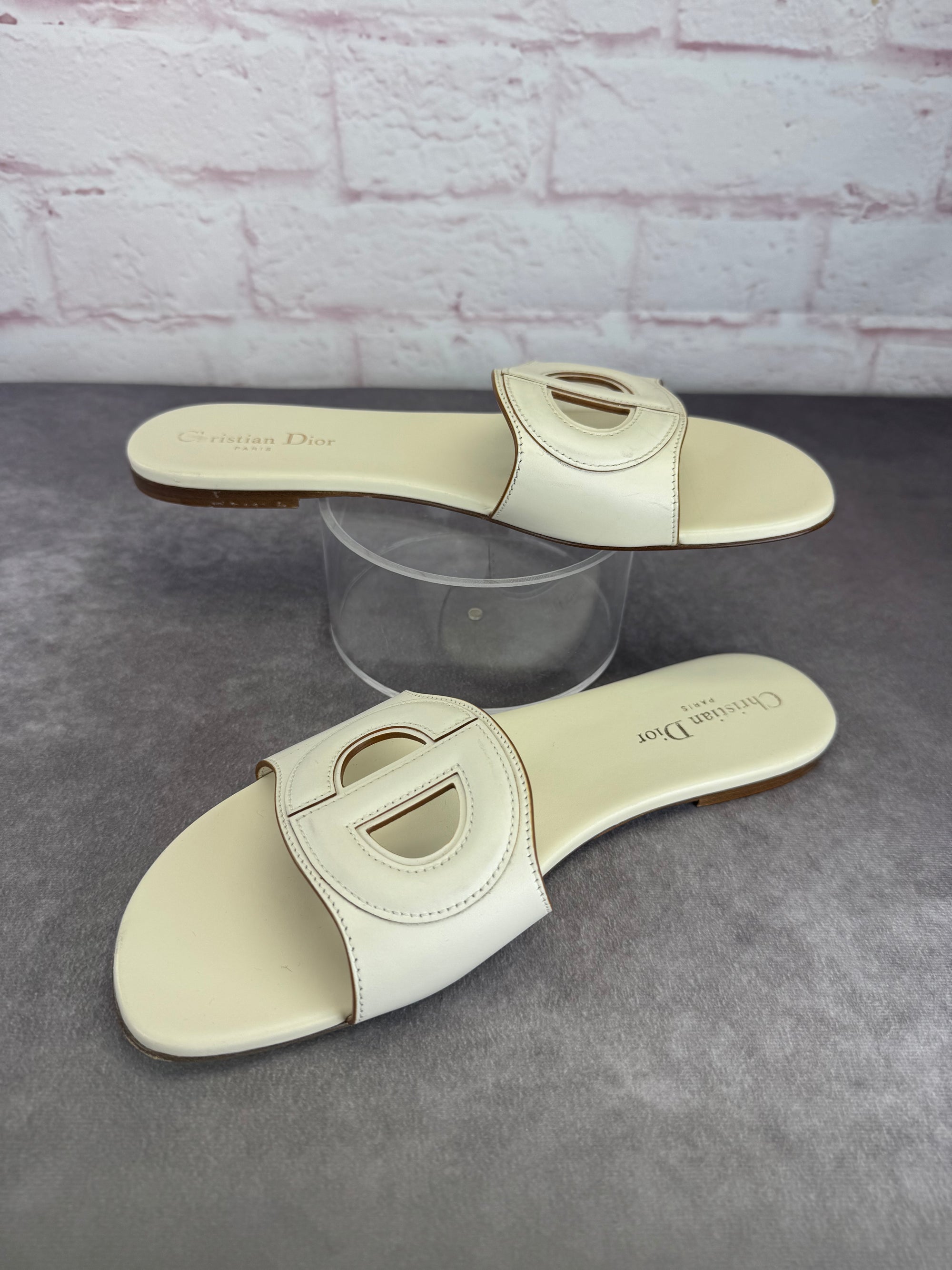 Dior D-Club Cut Out Leather Slide Sandals 42
