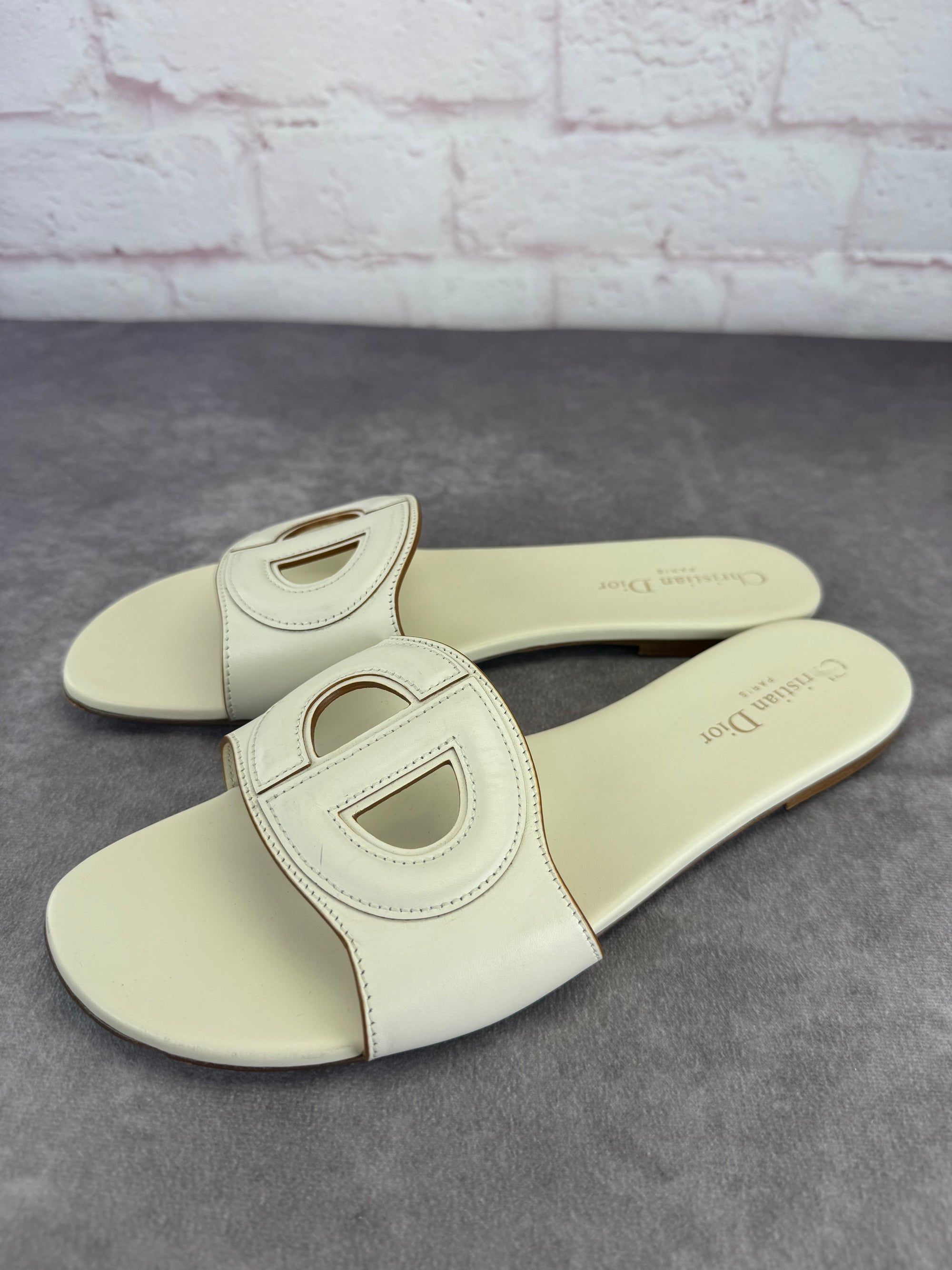 Dior D-Club Cut Out Leather Slide Sandals 42