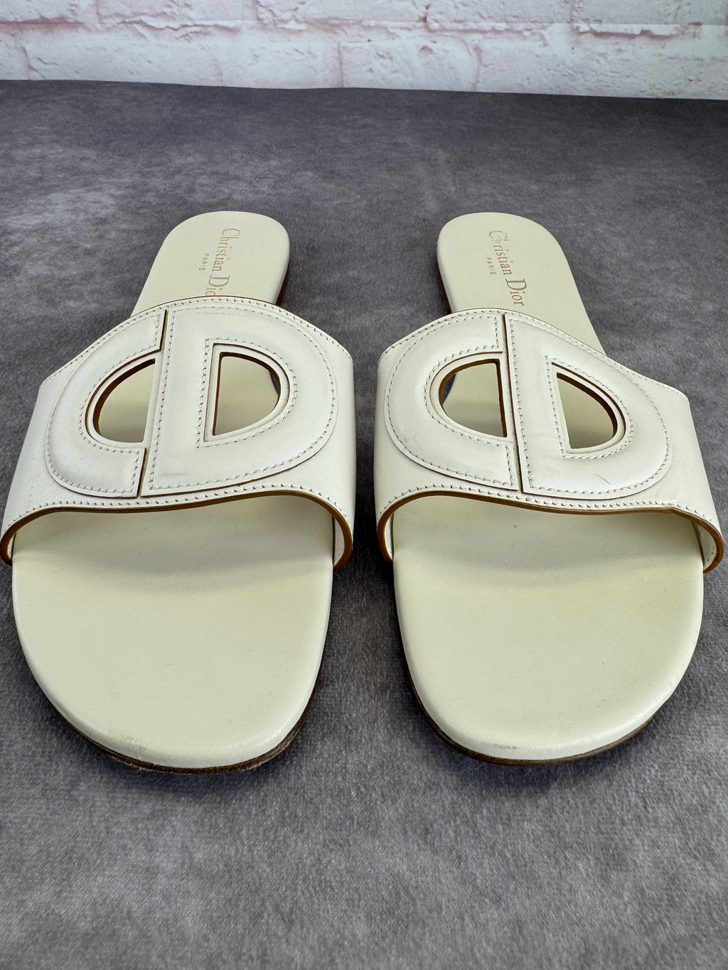 Dior D-Club Cut Out Leather Slide Sandals 42