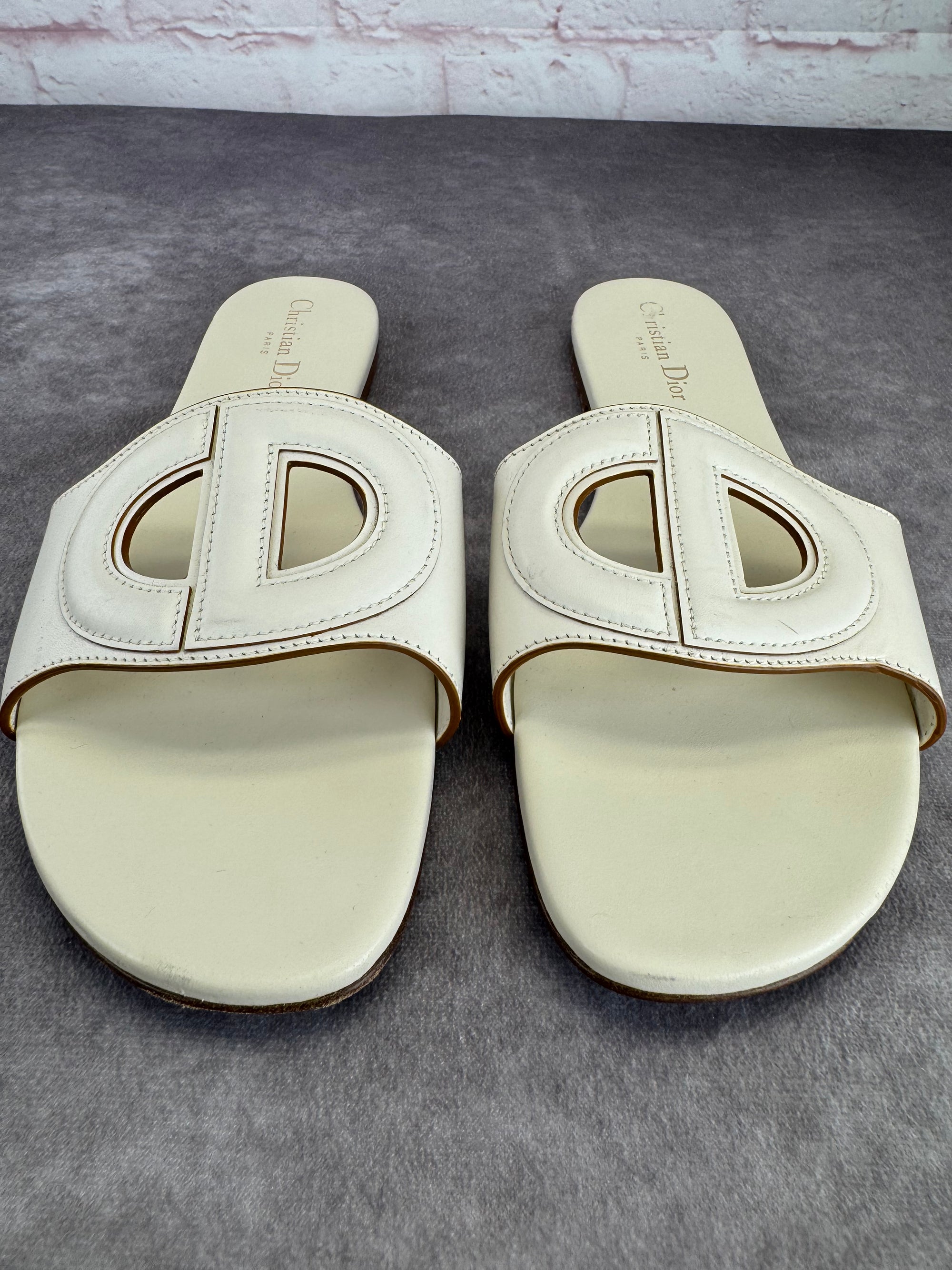 Dior D-Club Cut Out Leather Slide Sandals 42
