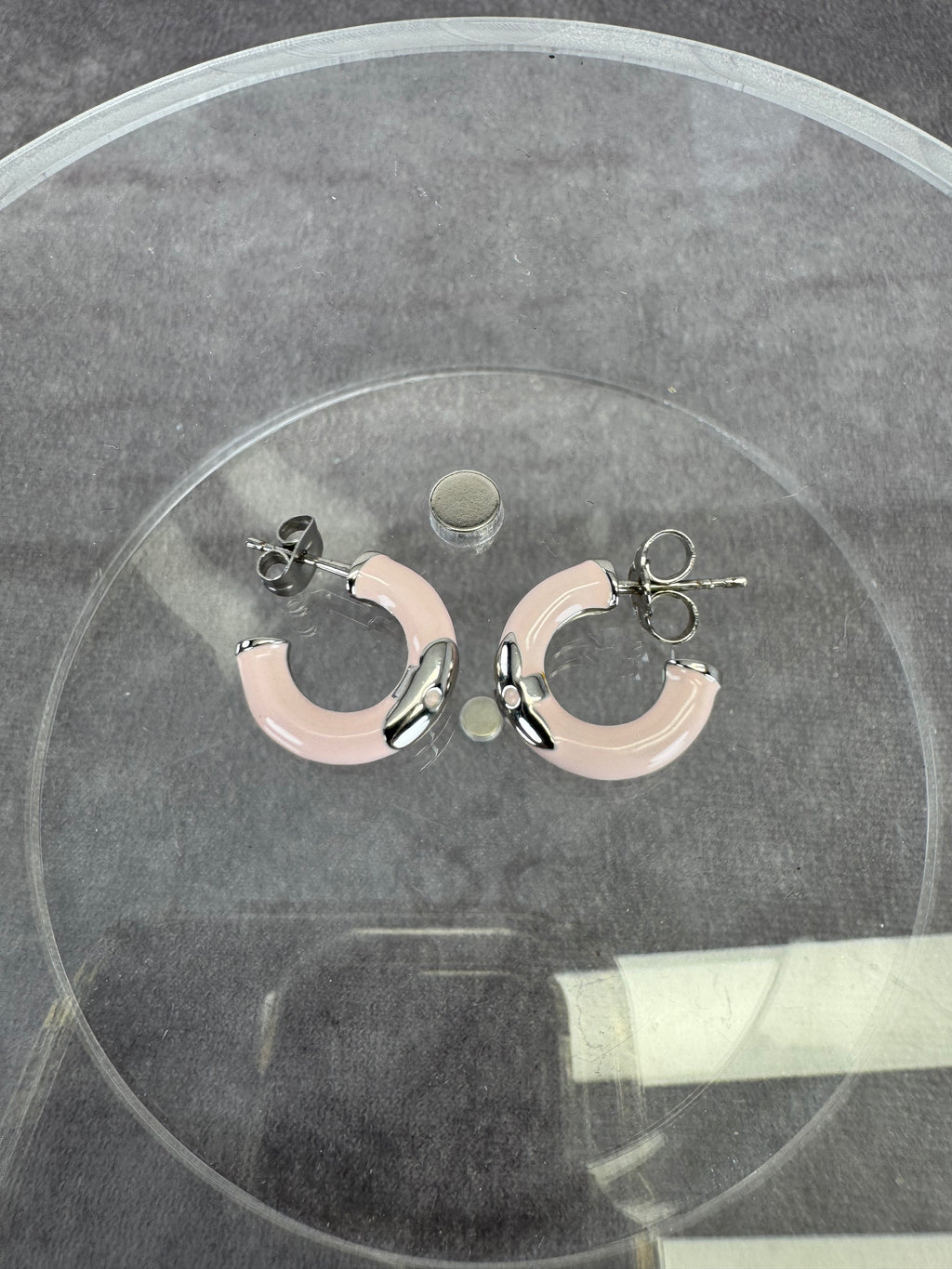 Louis Vuitton Pink Fleur Hoop Earrings