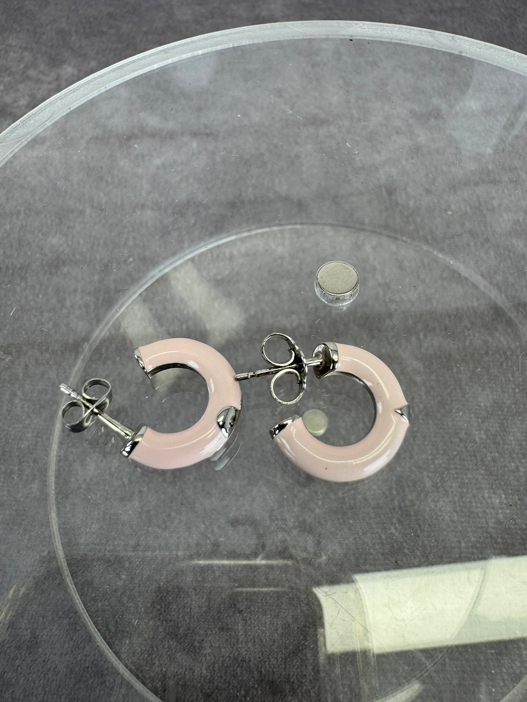 Louis Vuitton Pink Fleur Hoop Earrings