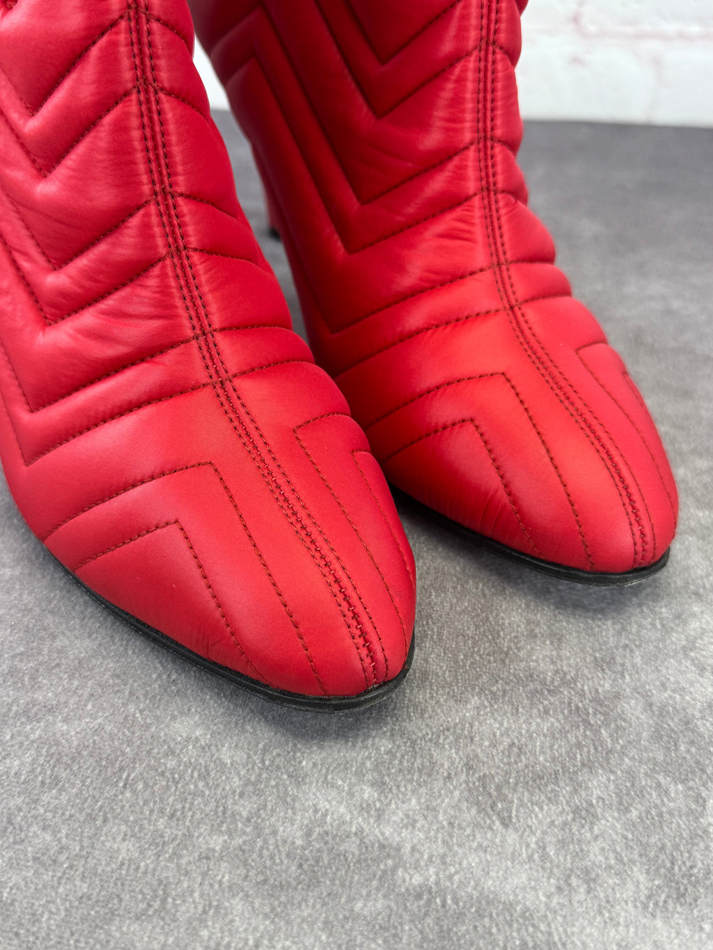 Gucci GG Matelasse Slouchy 95mm Quilted Nylon Heeled Boots 42