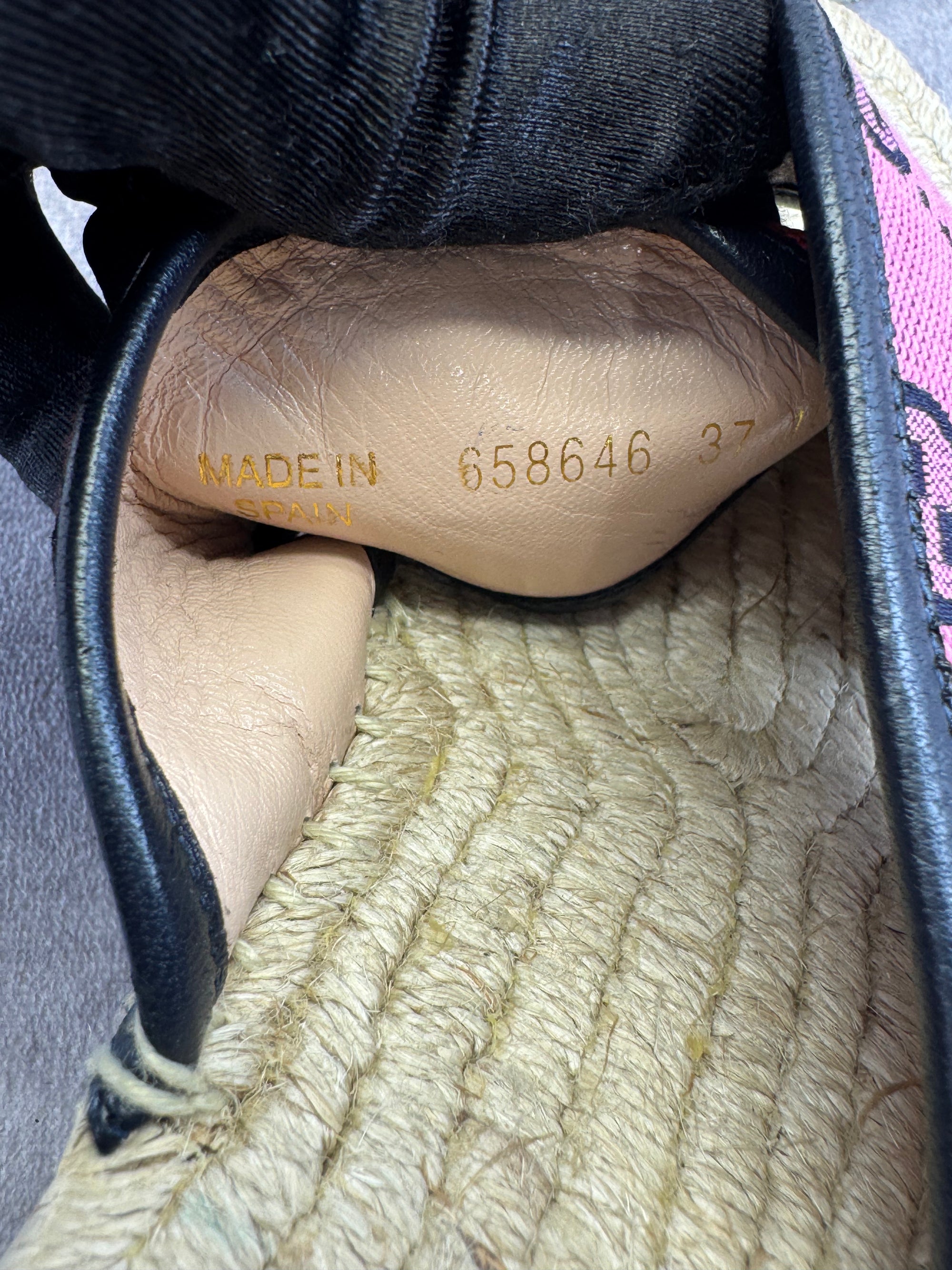 Gucci Criss Cross Multicolor GG Canvas Espadrille Sandals 37