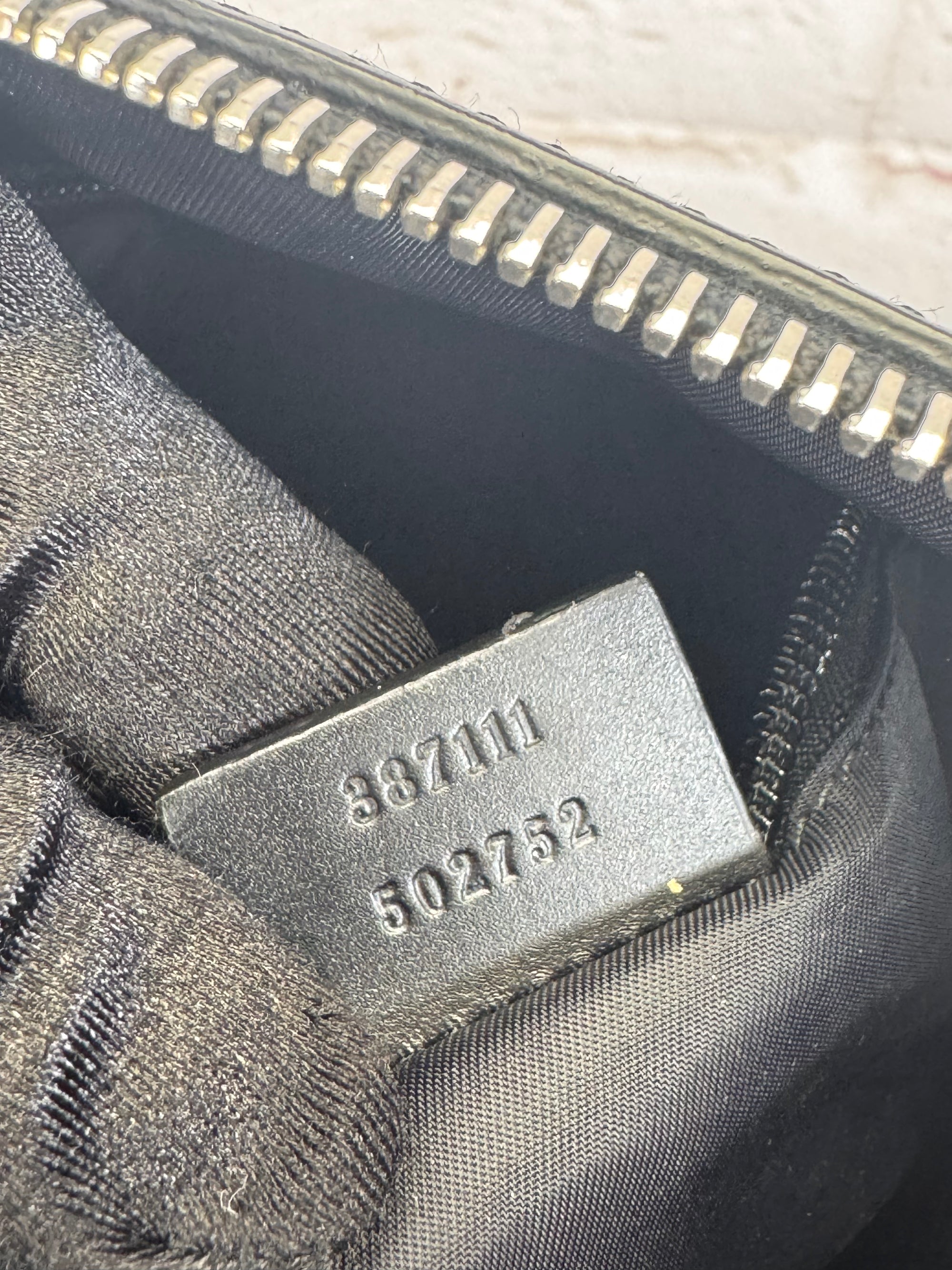 Gucci Sherry Line Techno Canvas Web Messenger Unisex Bag