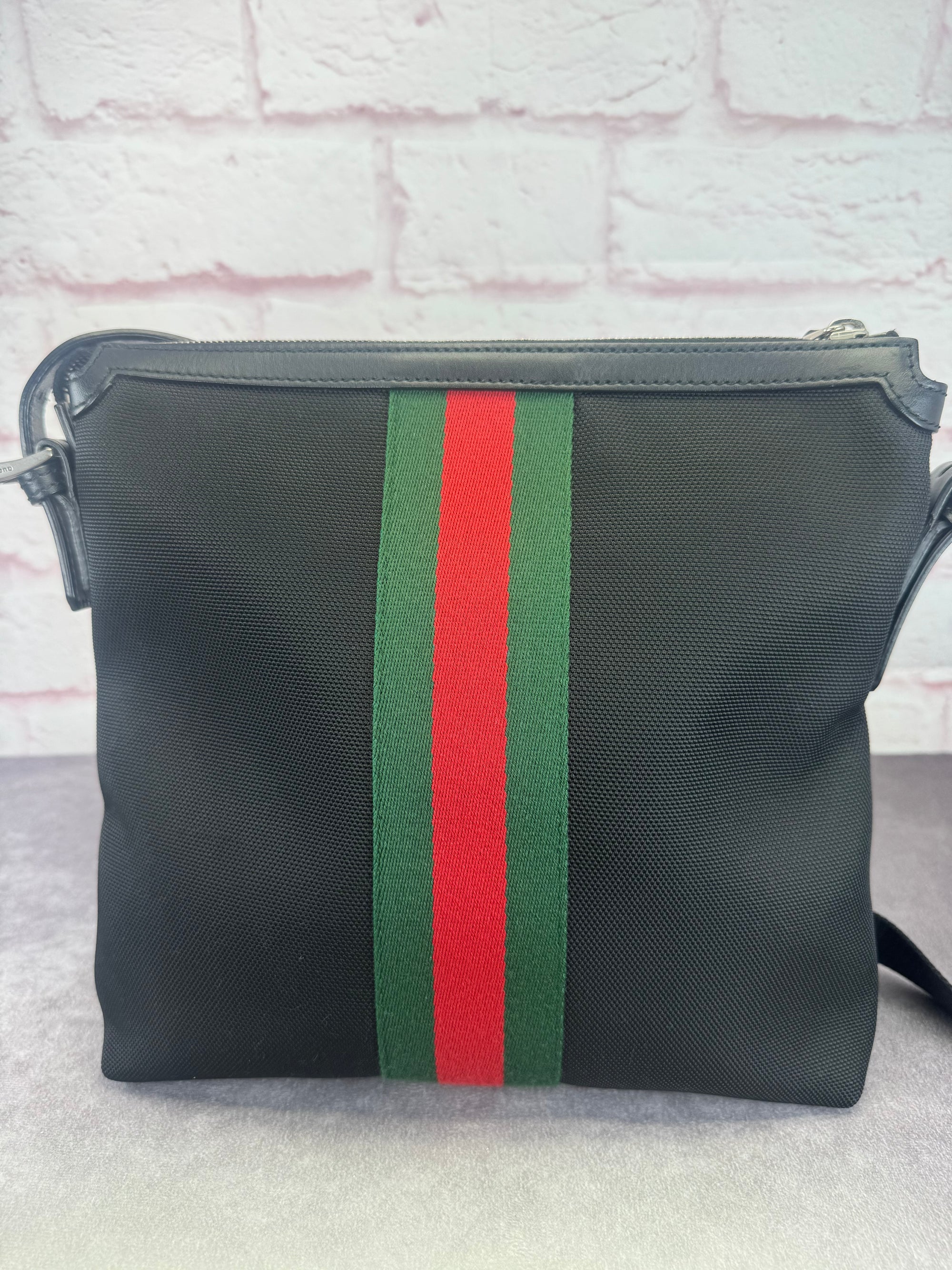 Gucci Sherry Line Techno Canvas Web Messenger Unisex Bag