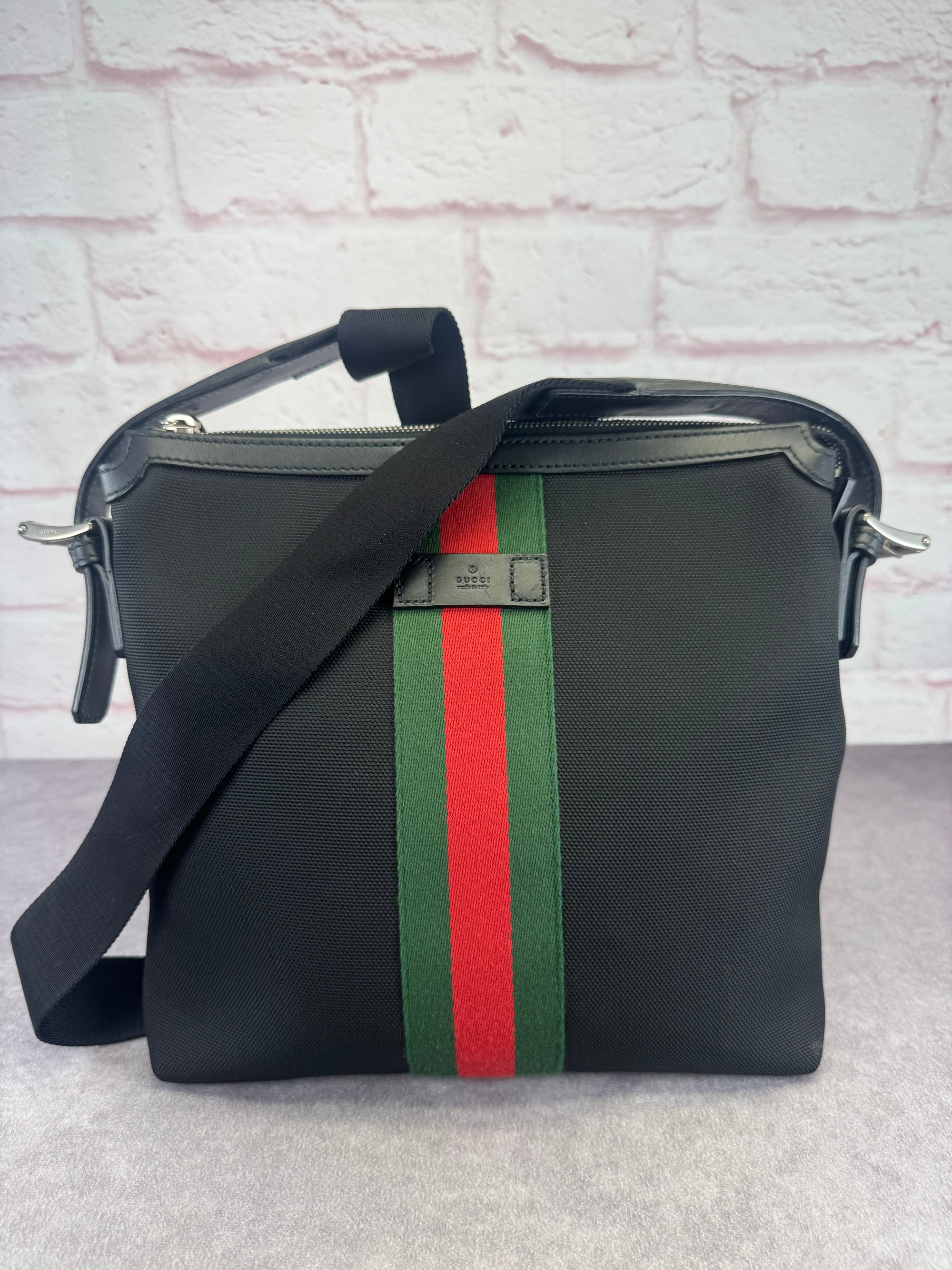 Gucci Sherry Line Techno Canvas Web Messenger Unisex Bag